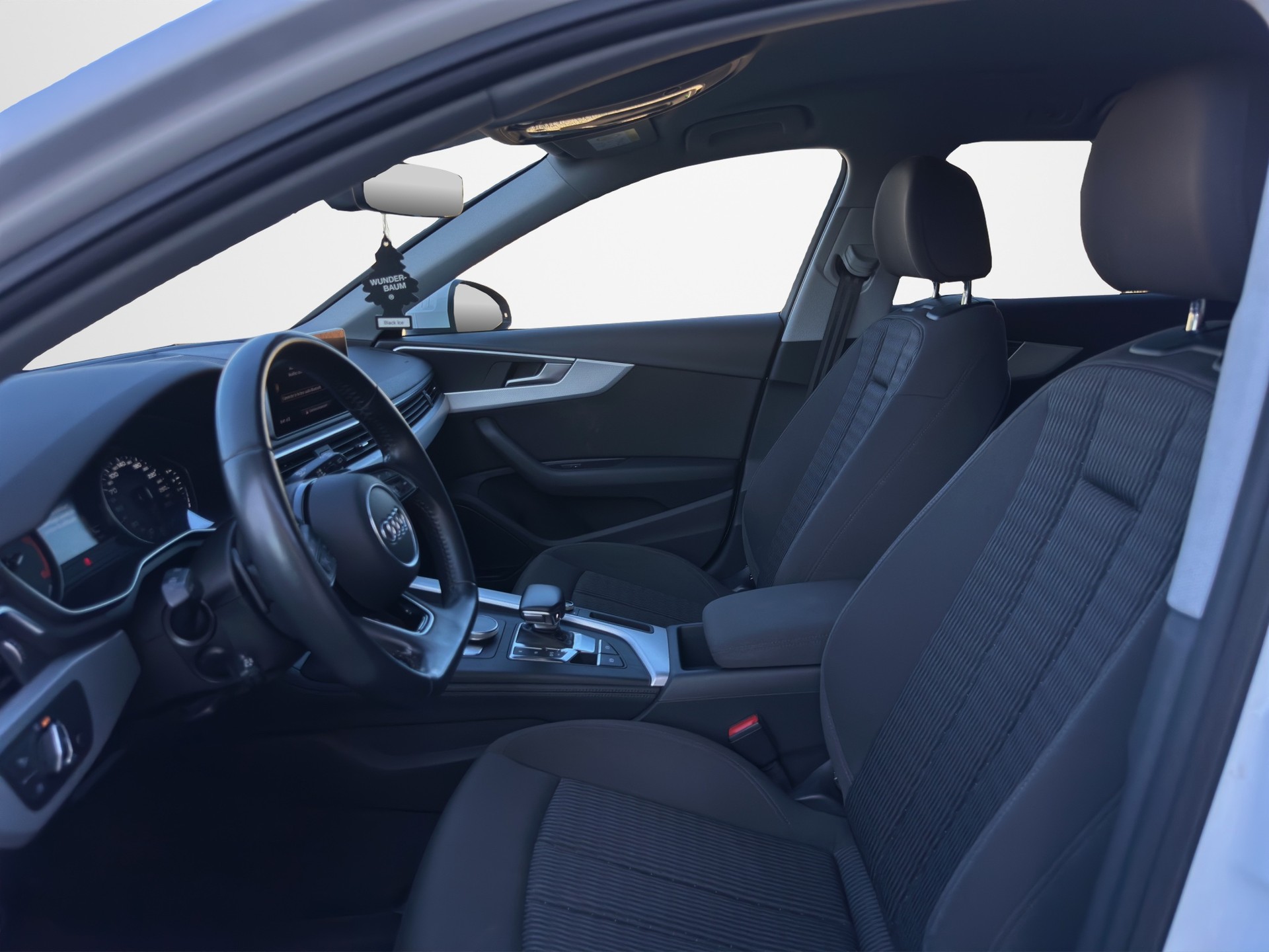 AUDI A4 Avant 2.0 TDI S-tronic-image-10