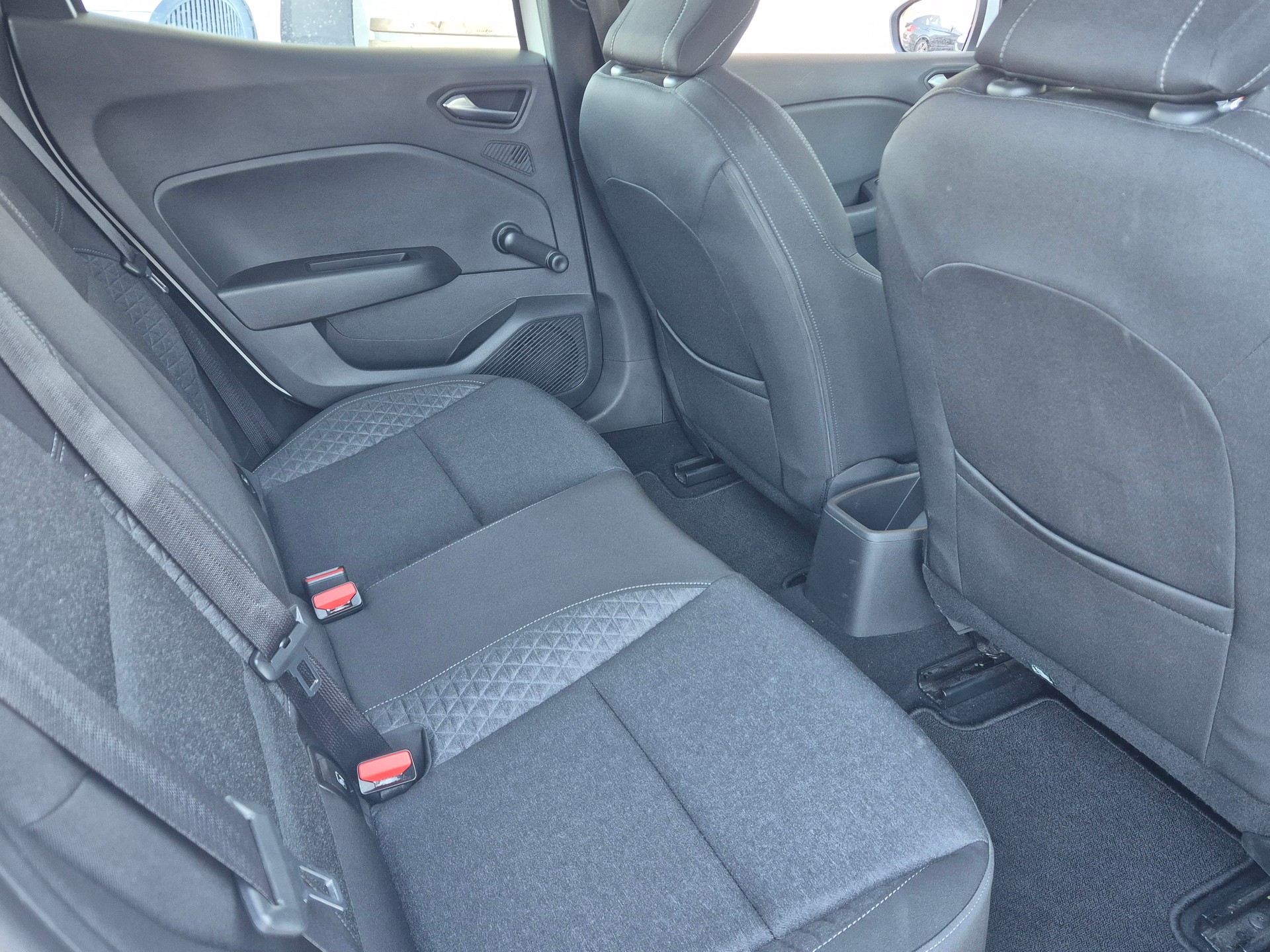 RENAULT Clio 1.0 Business-image-15