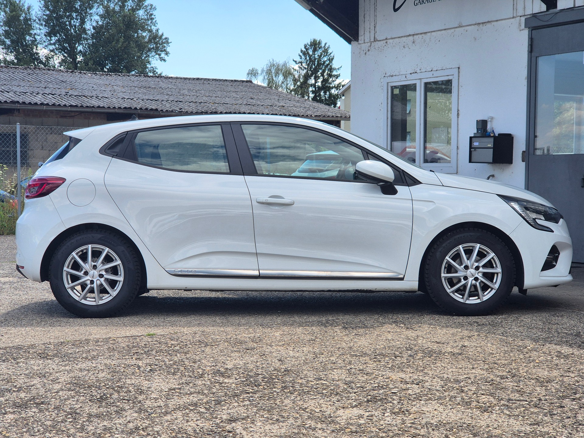 RENAULT Clio 1.0 Business-image-4