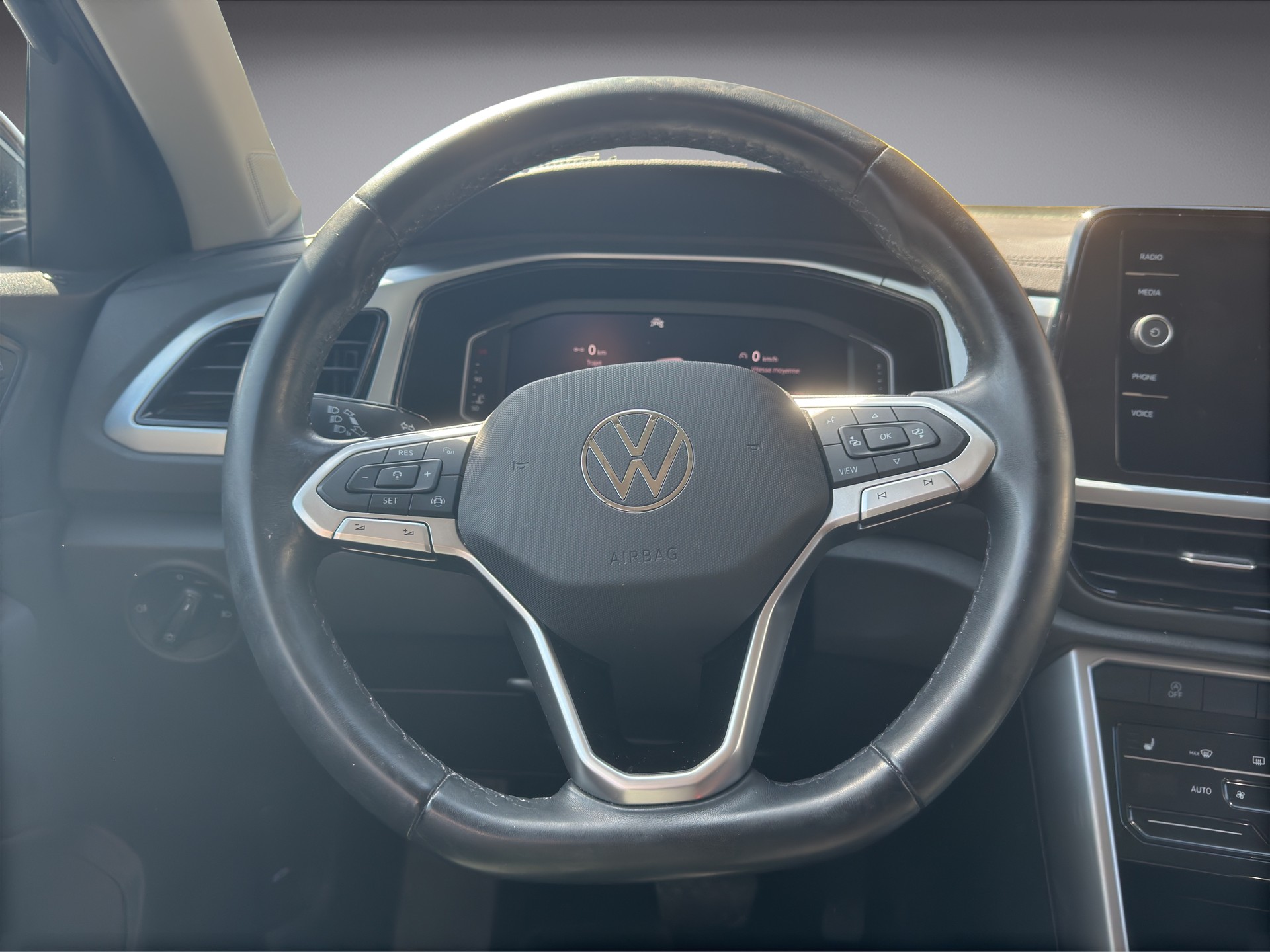 VW T-Roc 1.5 TSI Life DSG-image-8