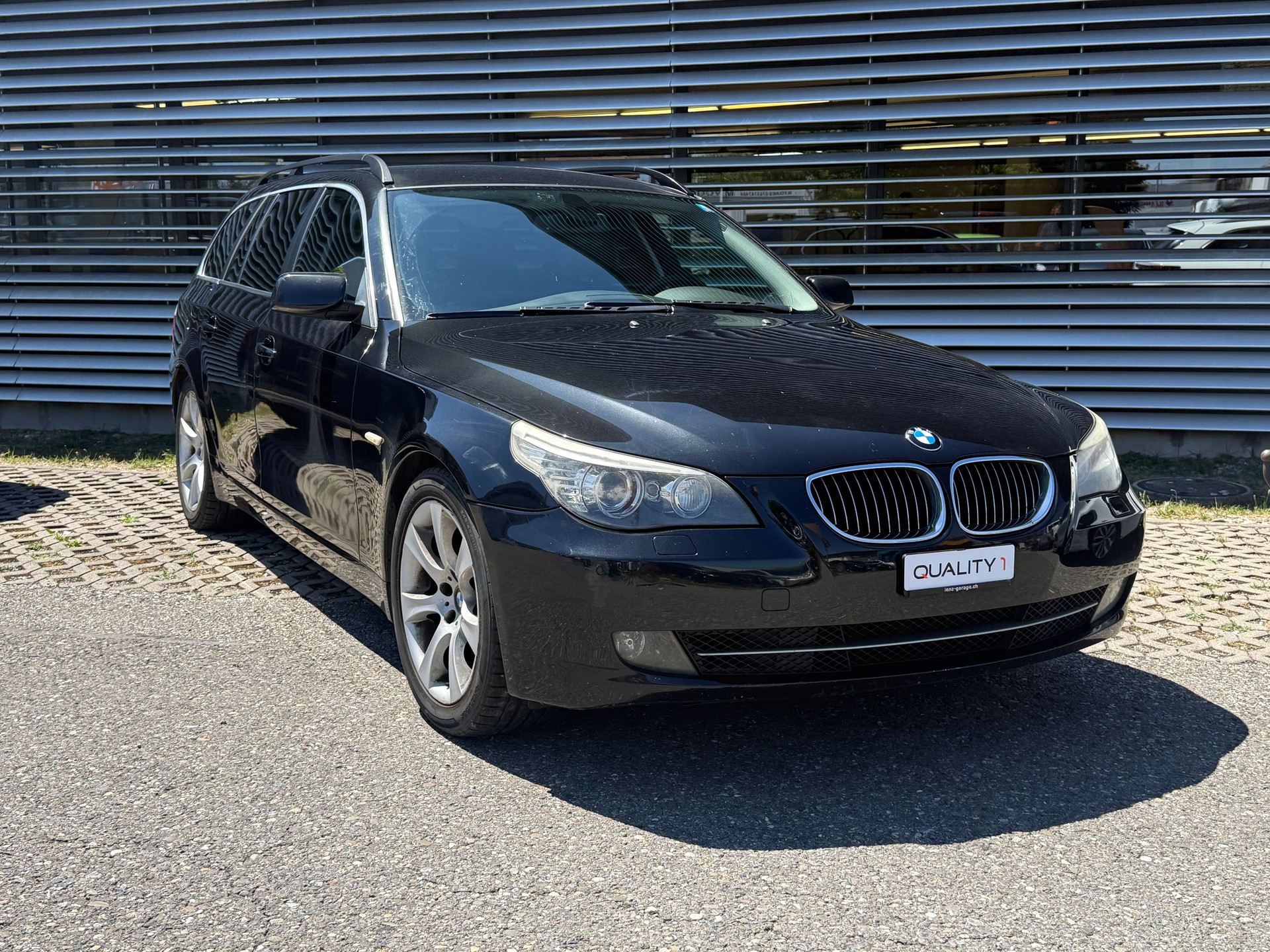 BMW 525i Touring Steptronic-image-10