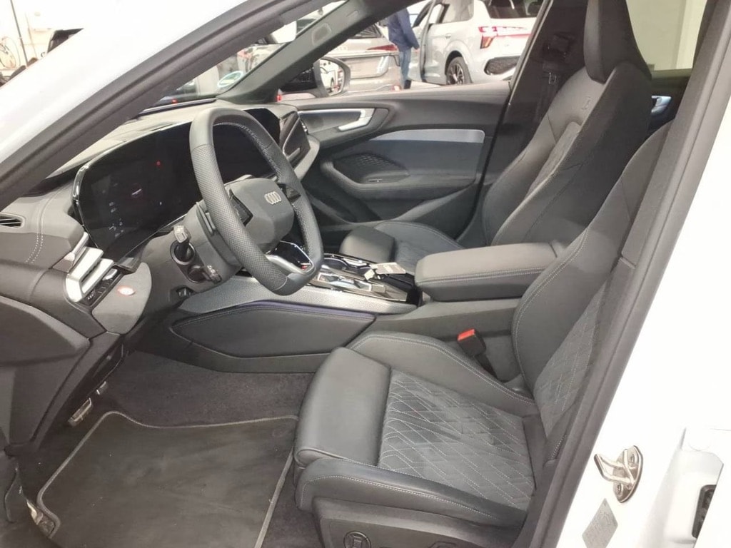 AUDI A5 Limousine e-hybrid quattro 270 kW S tronic-image-3