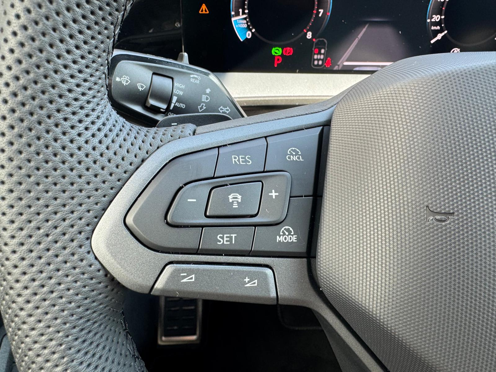 VW Tayron 2.0 TSI R-Line DSG 4Motion-image-9