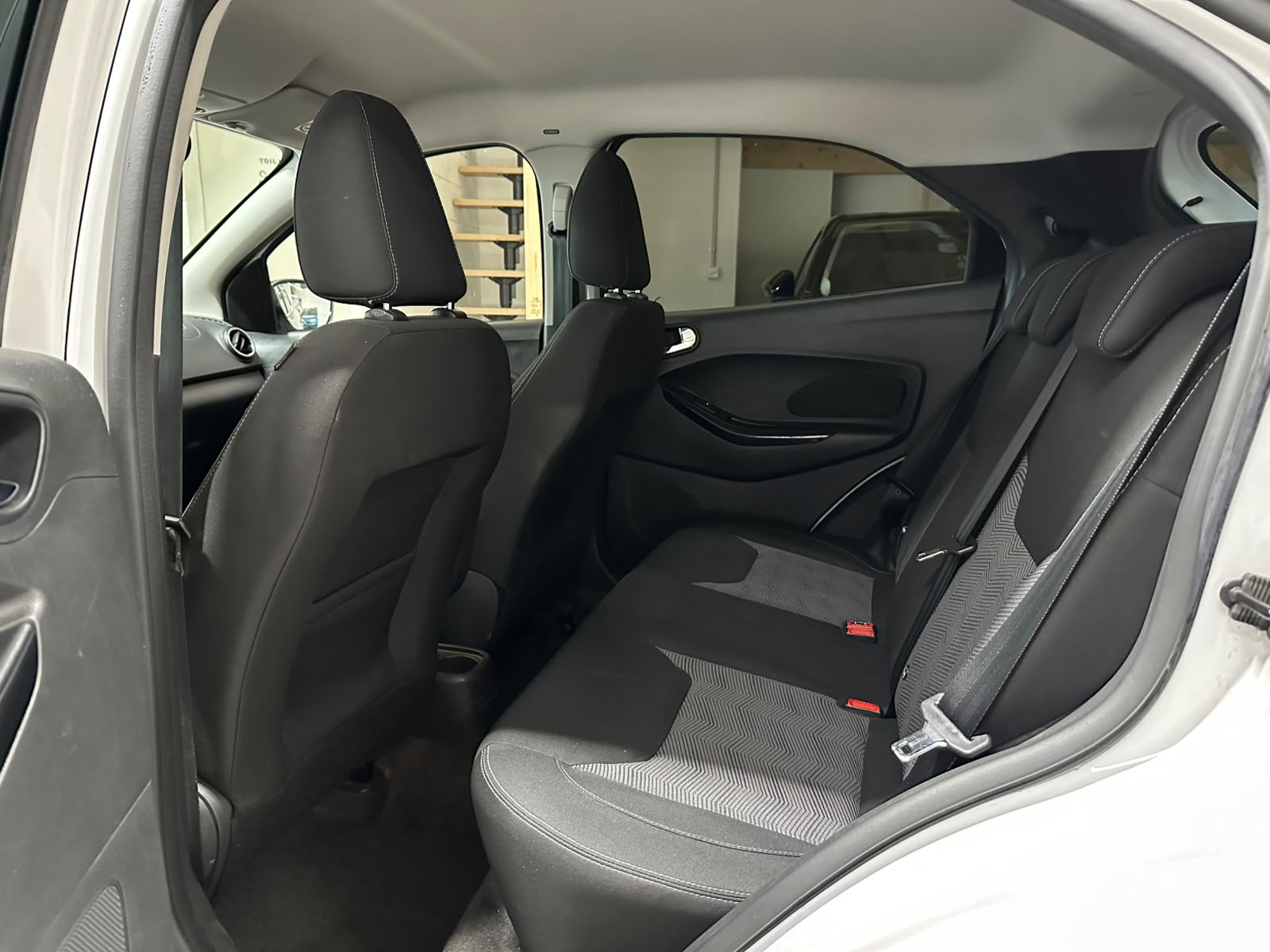 FORD KA+ 1.2 Ti-VCT White Edition-image-10