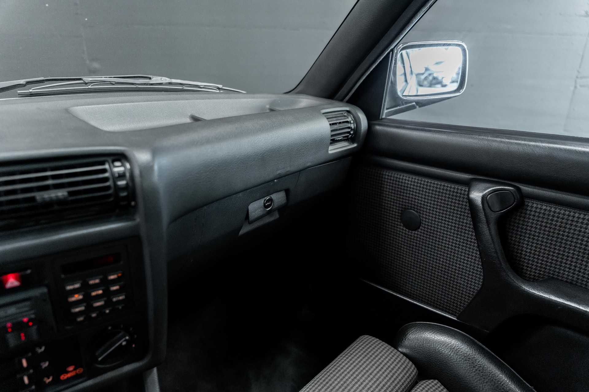 BMW M3 E30 / Sammlerzustand-image-15
