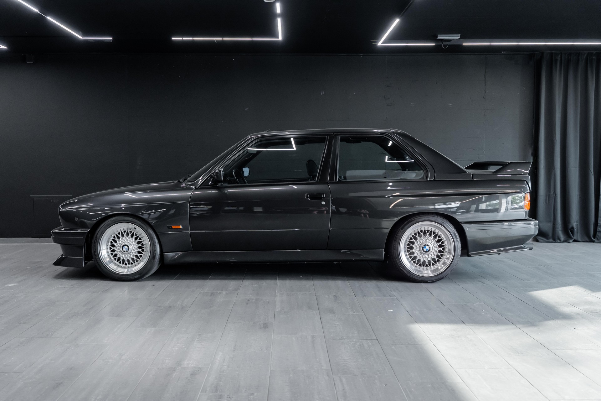 BMW M3 E30 / Sammlerzustand-image-3