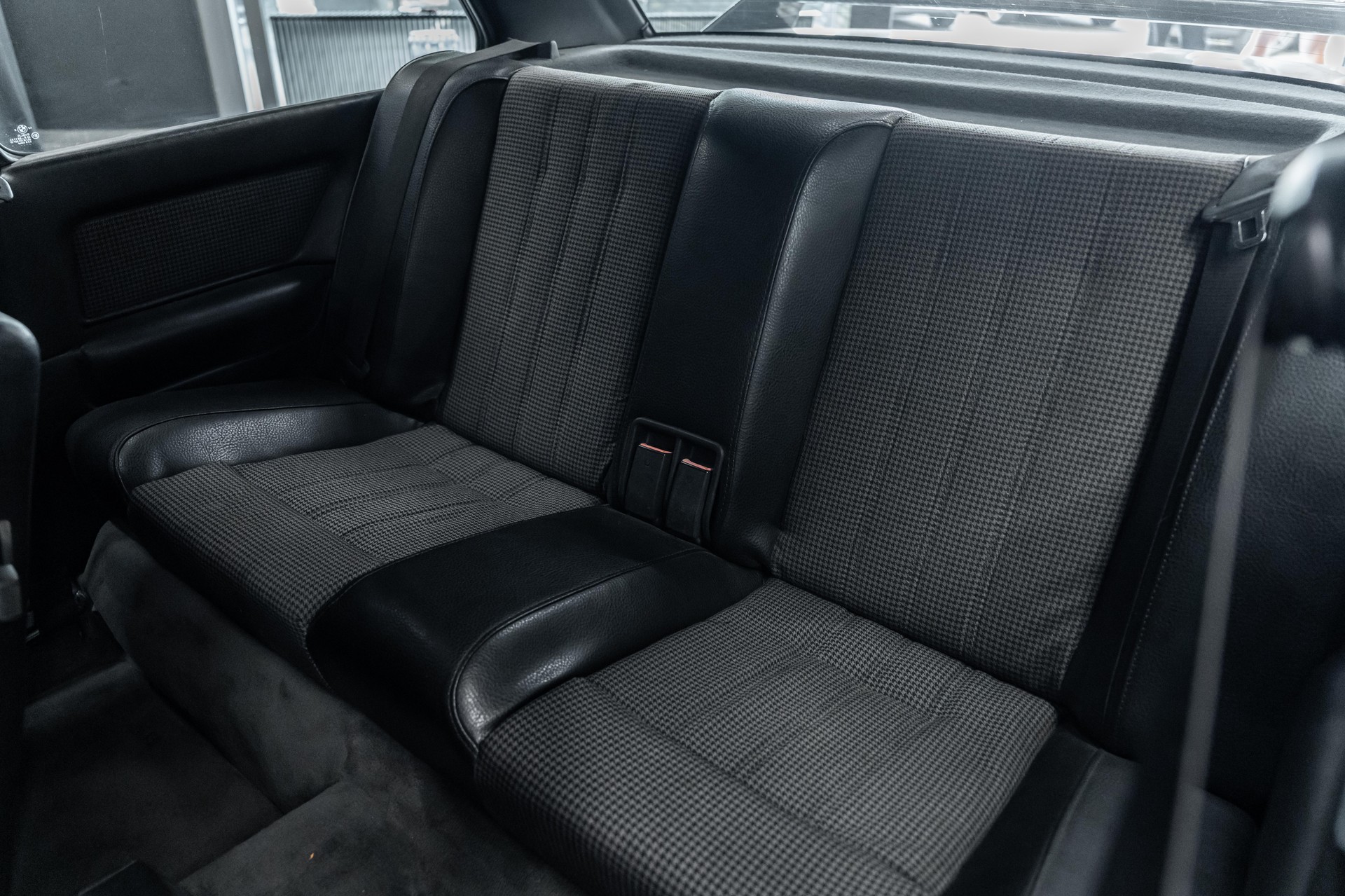 BMW M3 E30 / Sammlerzustand-image-13