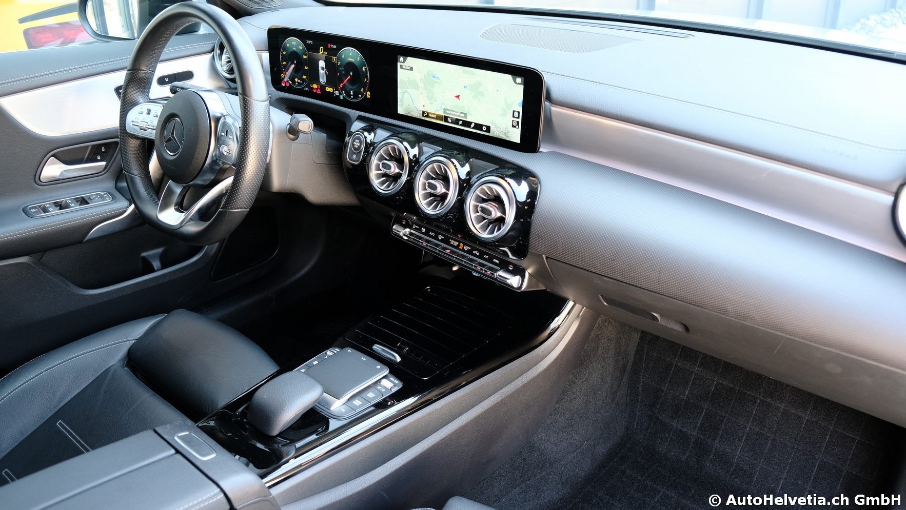 MERCEDES-BENZ A 250 4Matic AMG Line 4Matic 7G-DCT-image-9