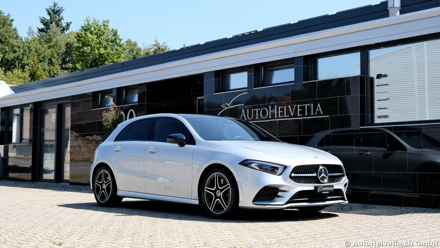 MERCEDES-BENZ A 250 4Matic AMG Line 4Matic 7G-DCT-image-18