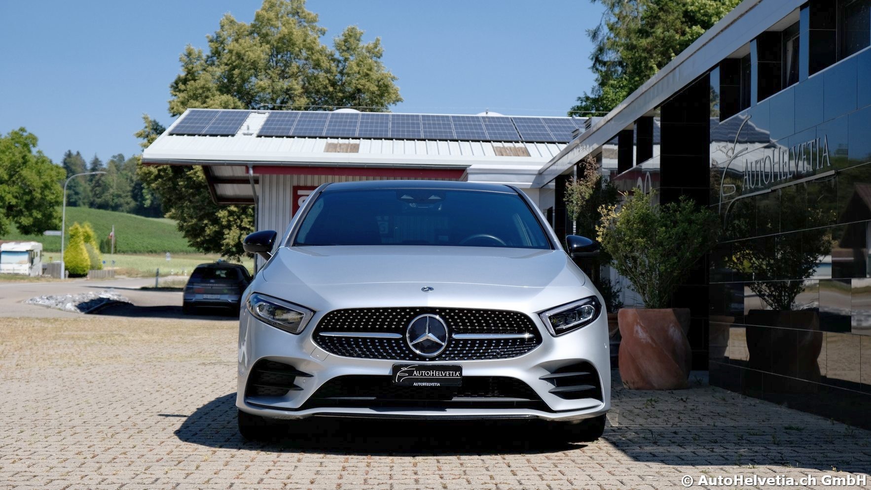 MERCEDES-BENZ A 250 4Matic AMG Line 4Matic 7G-DCT-image-2