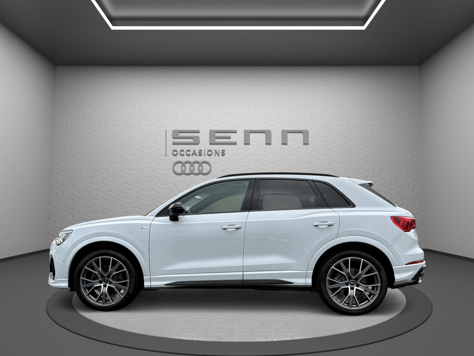 AUDI Q3 45 TFSI S line quattro S-tronic-image-1