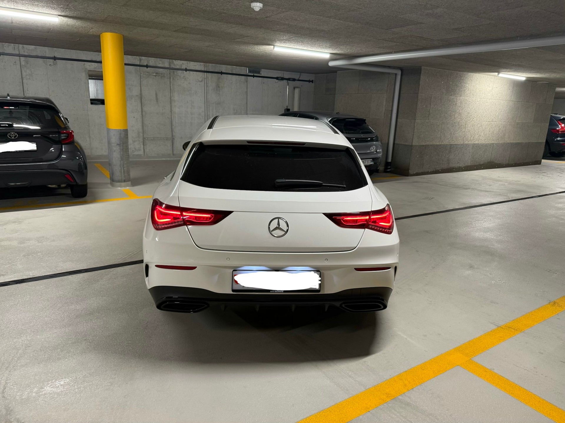 MERCEDES-BENZ CLA 250 Shooting Brake Swiss Star AMG Line 4matic-image-3