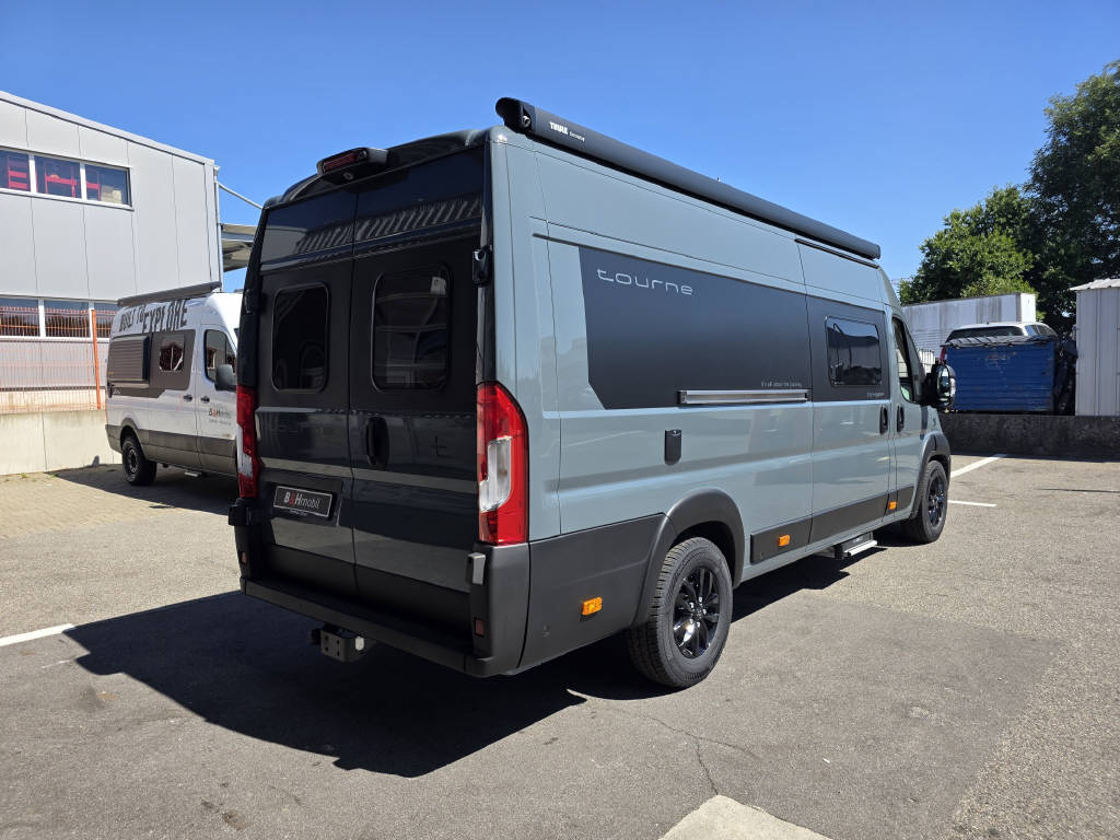 TOURNE MOBIL 6.4 Select 180PS EAT8-image-2