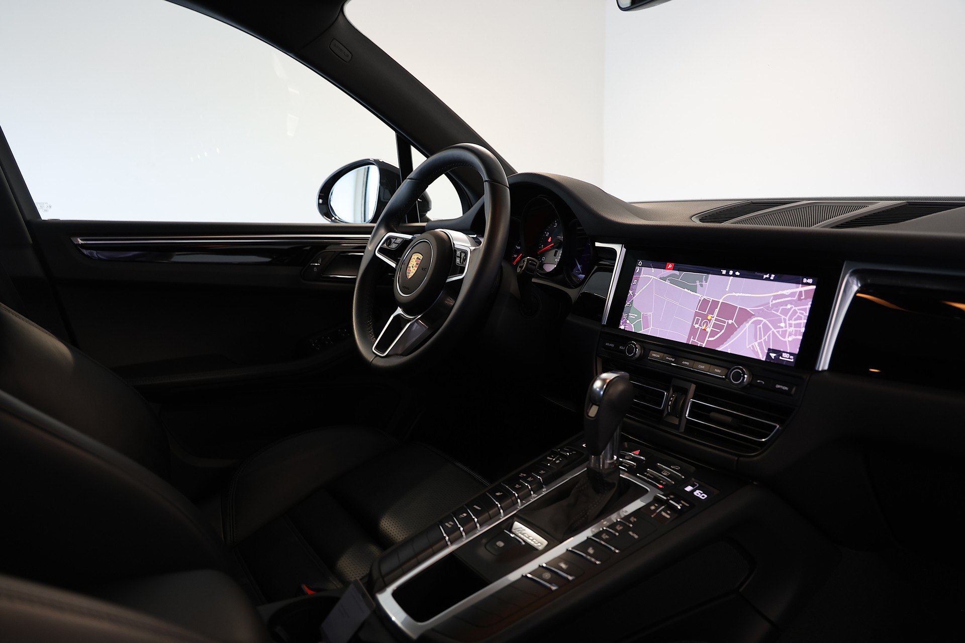 PORSCHE Macan 3.0 V6 S-image-12