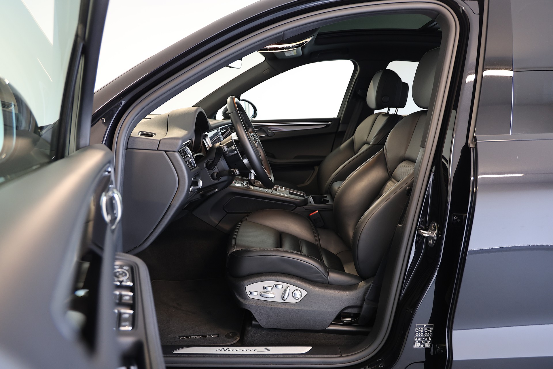 PORSCHE Macan 3.0 V6 S-image-5