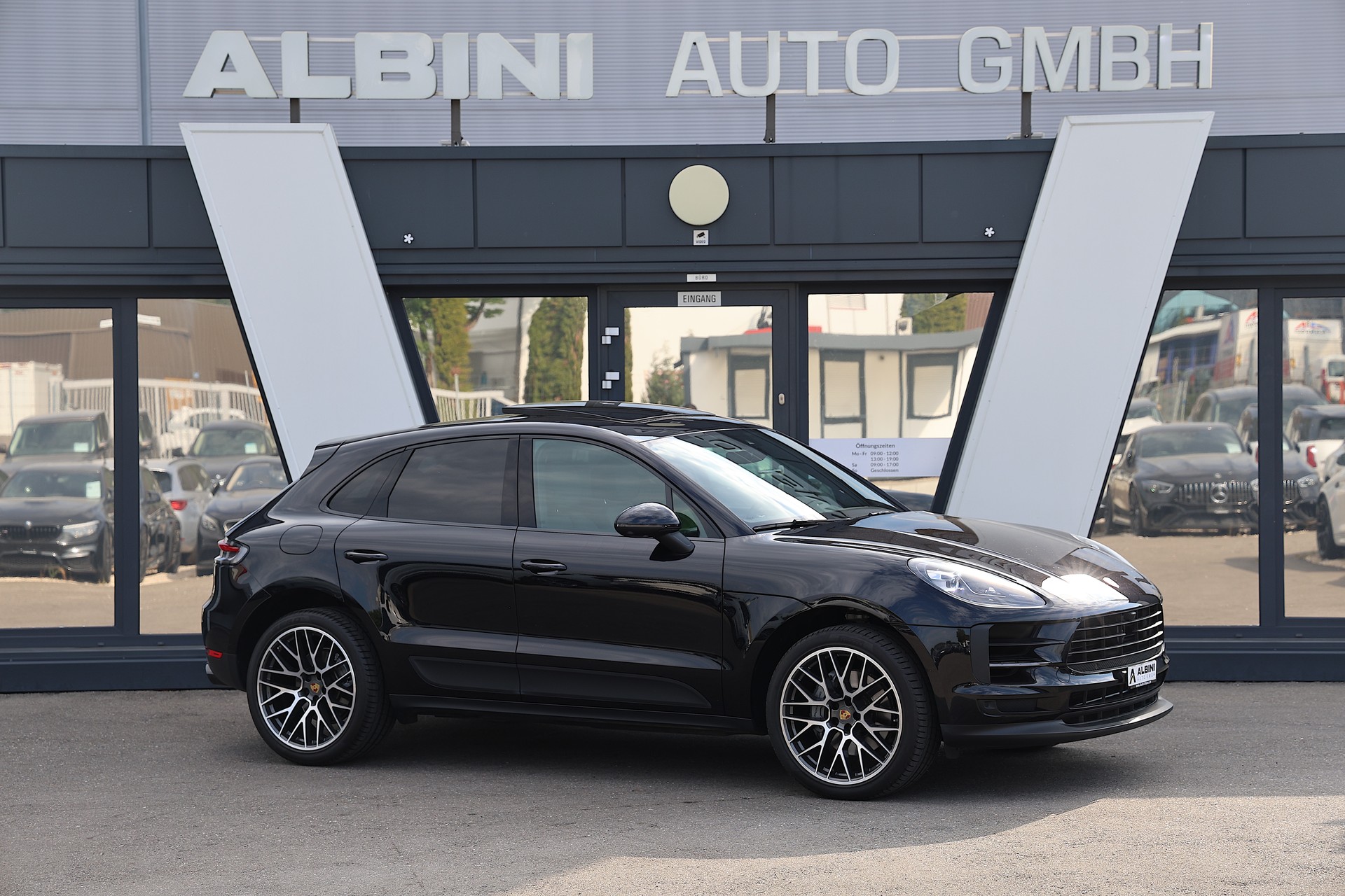 PORSCHE Macan 3.0 V6 S-image-1