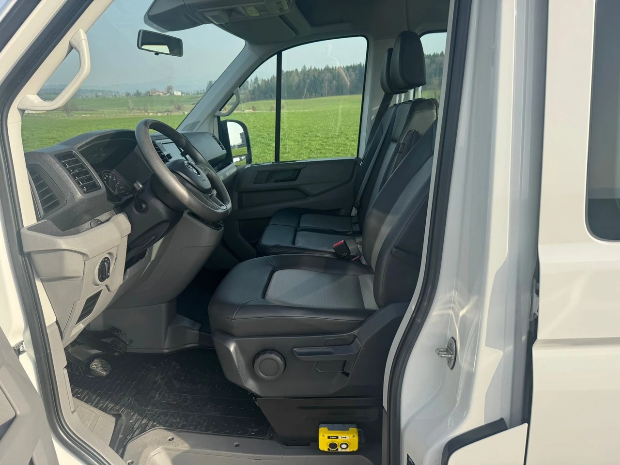 VW Crafter 35 2.0 TDI Kipper mit 3.5t Anhängelast-image-9