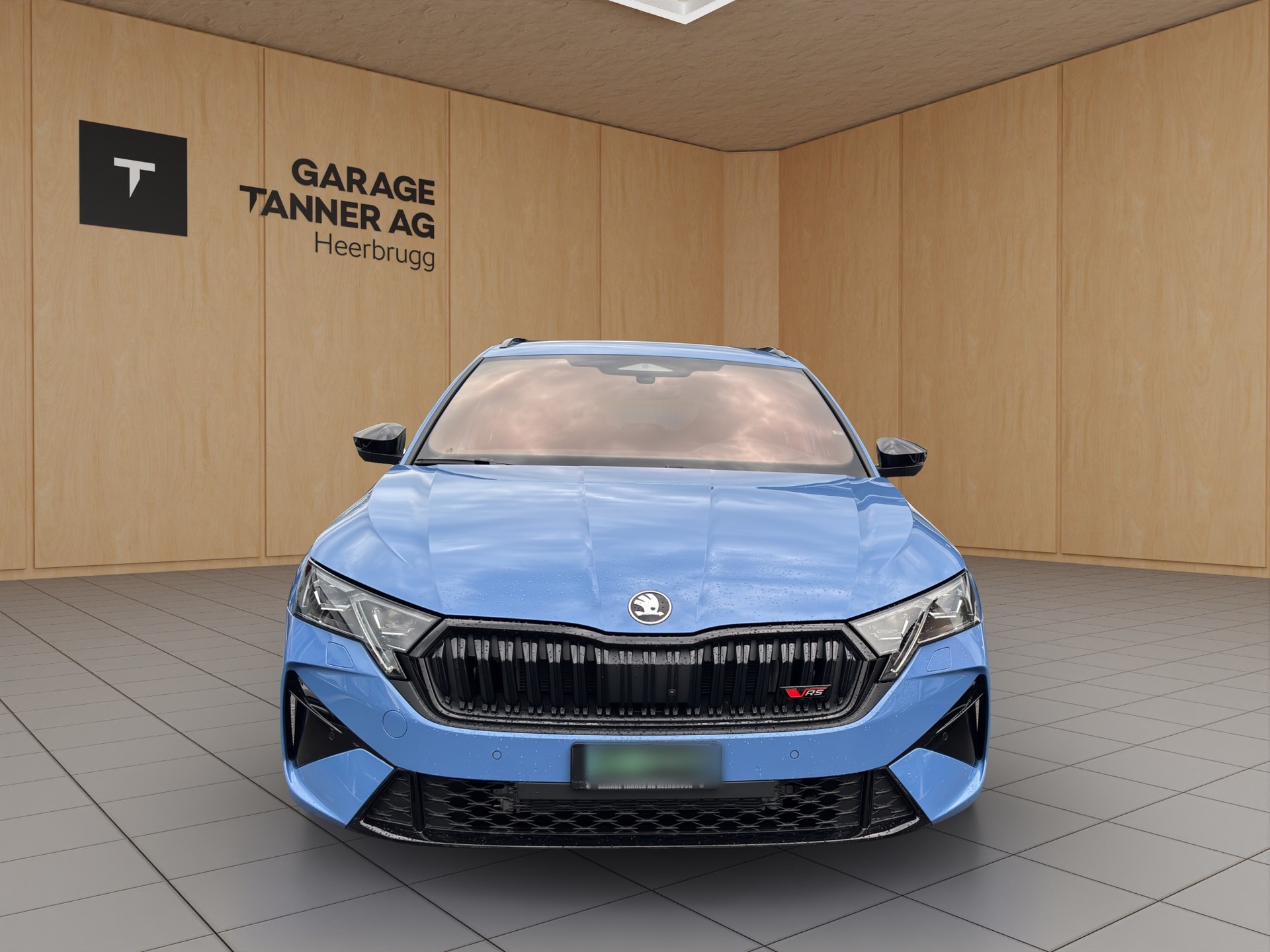SKODA Octavia Combi 2.0 TSI DSG RS 30 Years Edition-image-1
