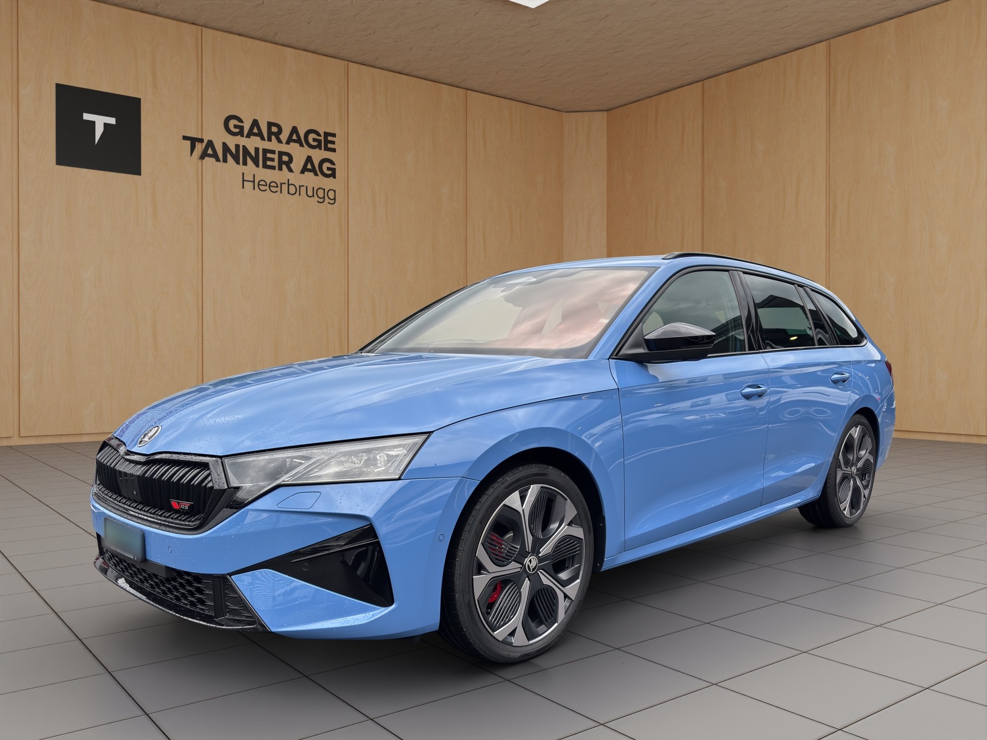 SKODA Octavia Combi 2.0 TSI DSG RS 30 Years Edition-image-0