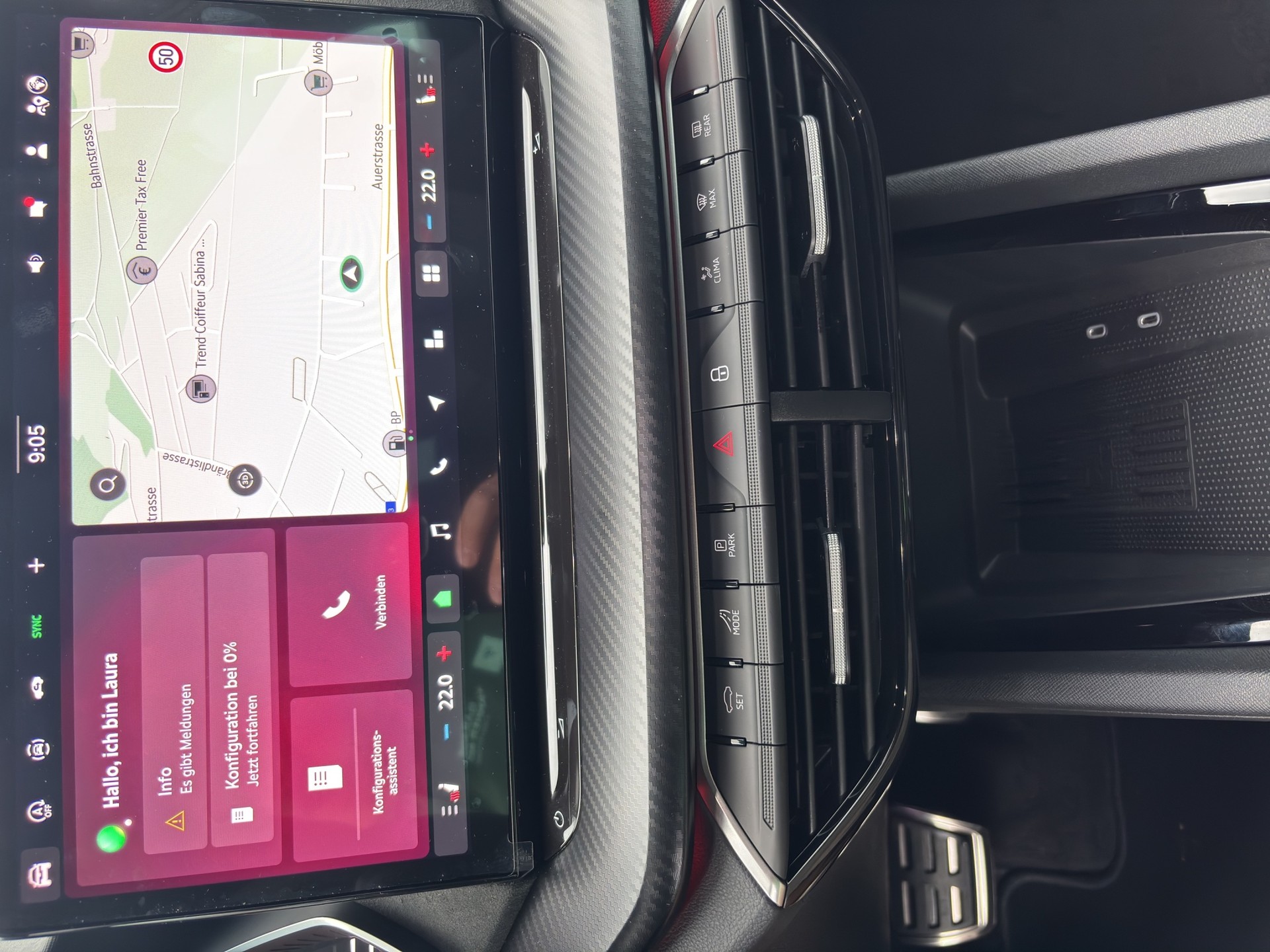 SKODA Octavia Combi 2.0 TSI DSG RS 30 Years Edition-image-14