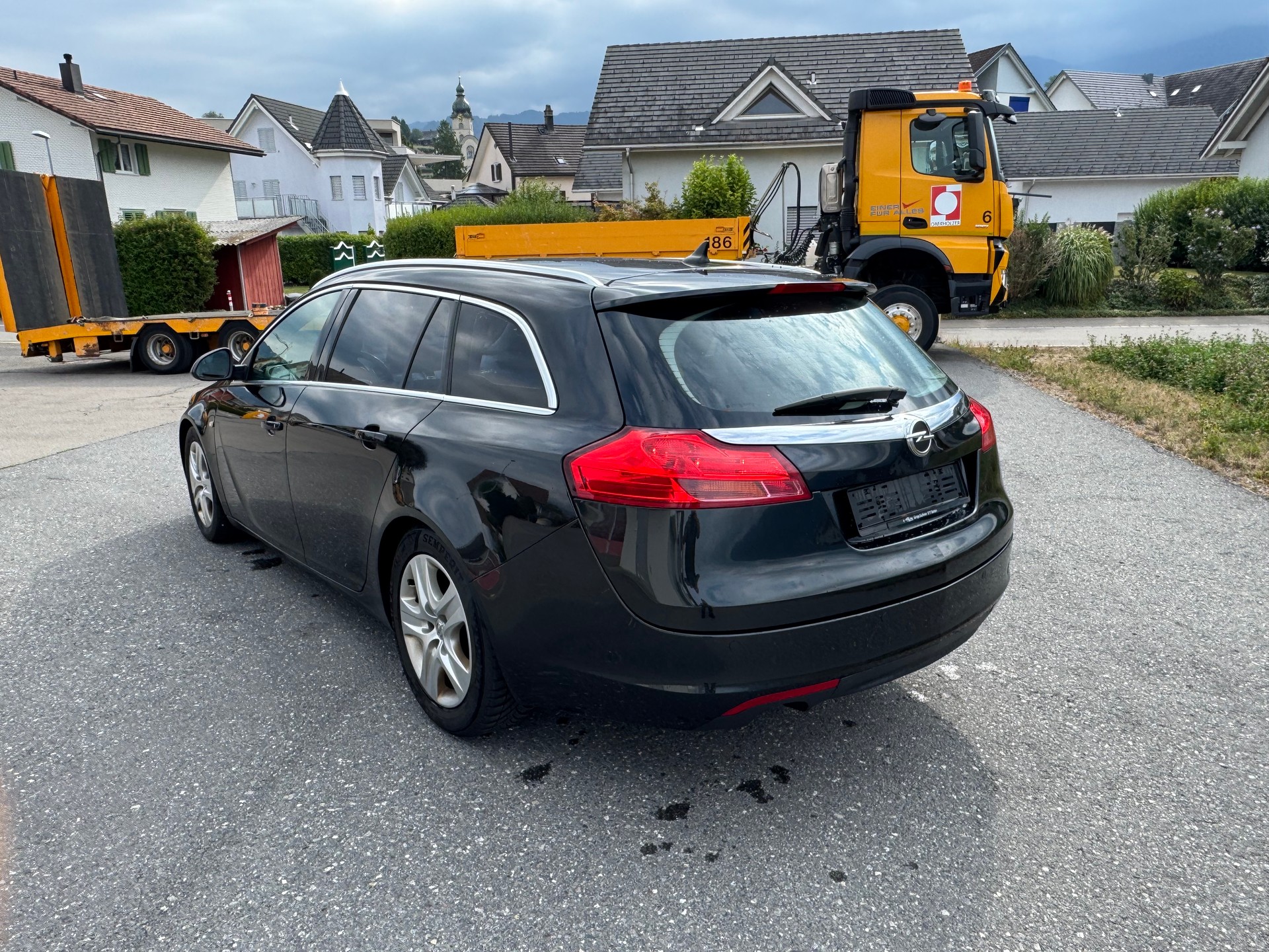 OPEL Insignia Sports Tourer 2.0 CDTI-image-2