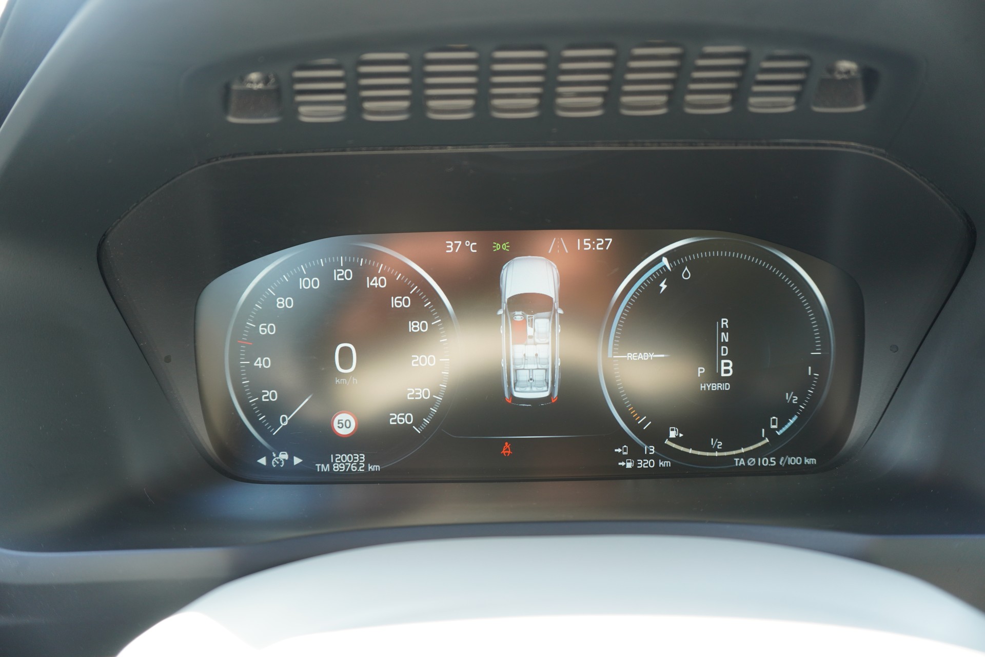 VOLVO XC90 T8 AWD Inscription Geartronic-image-18
