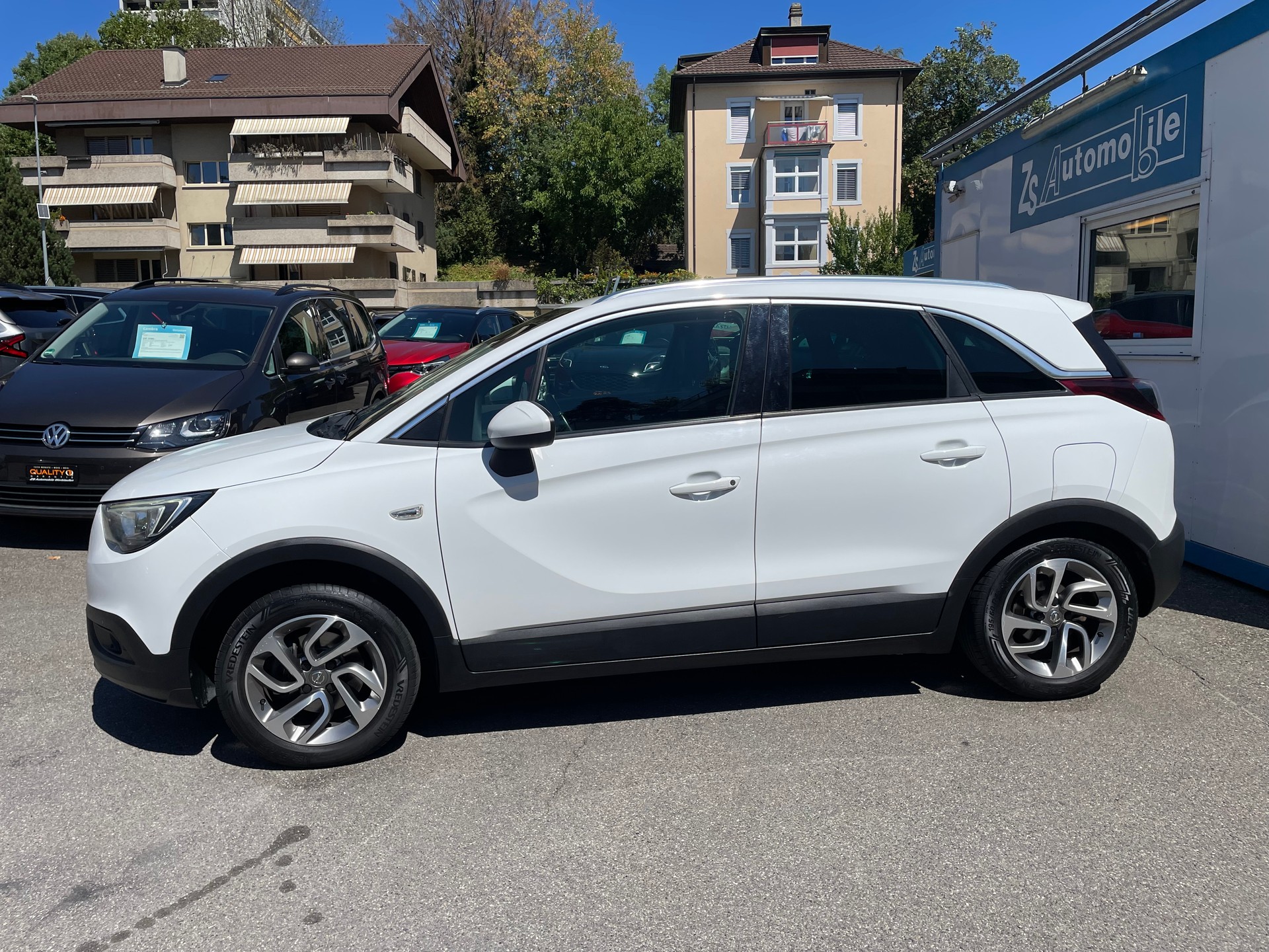 OPEL Crossland X 1.2i TP Enjoy Automatik-image-1