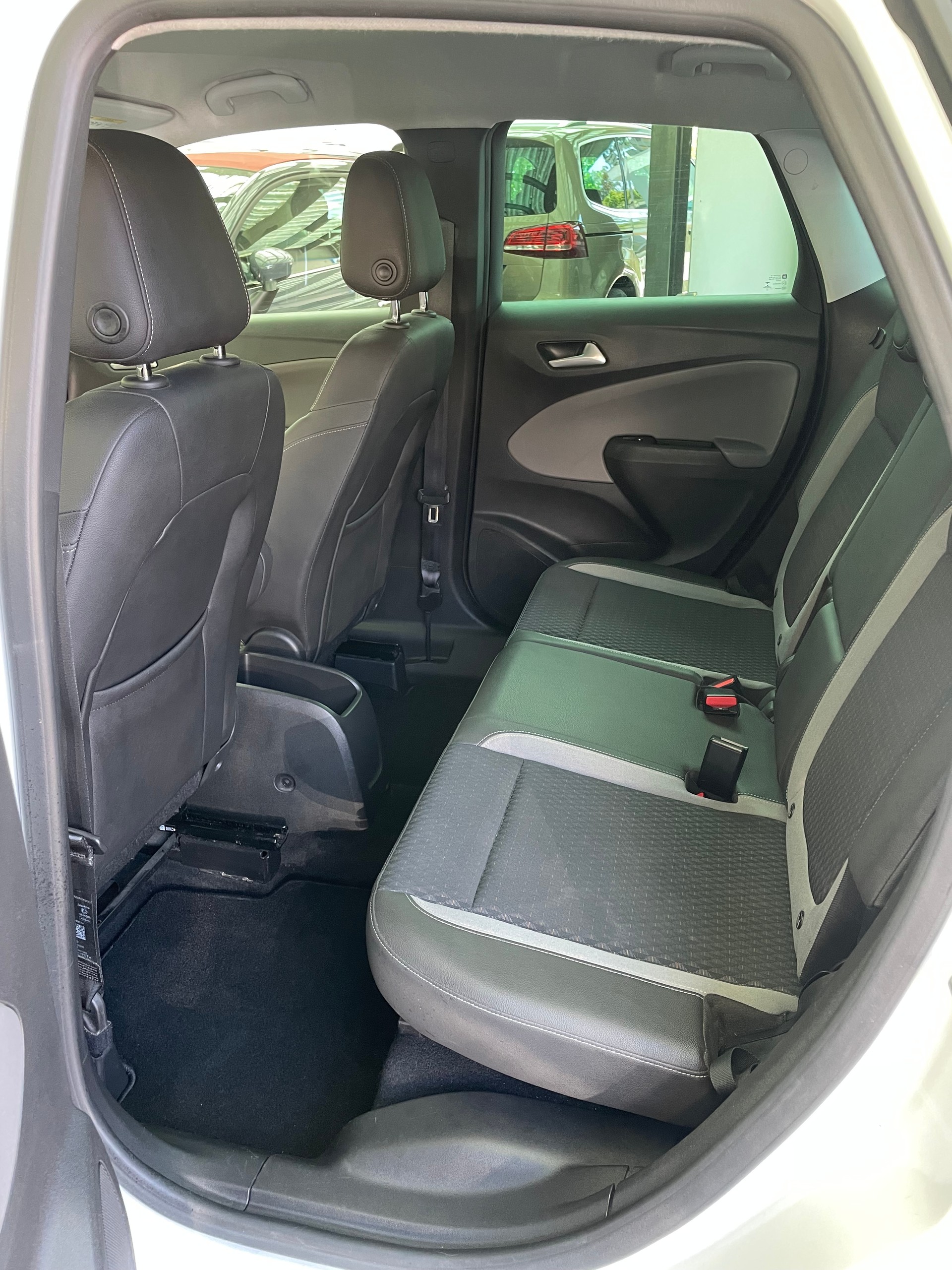 OPEL Crossland X 1.2i TP Enjoy Automatik-image-8