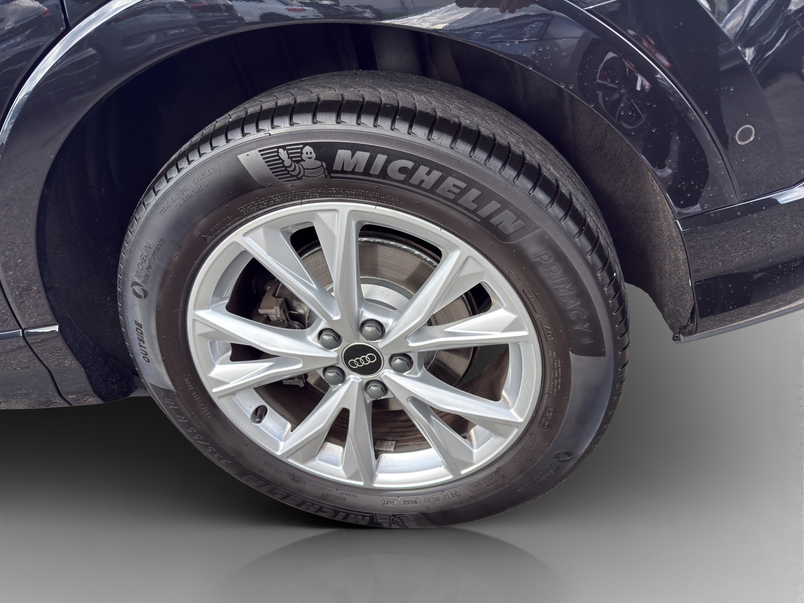 AUDI Q3 45 TFSI S line quattro S-tronic-image-13