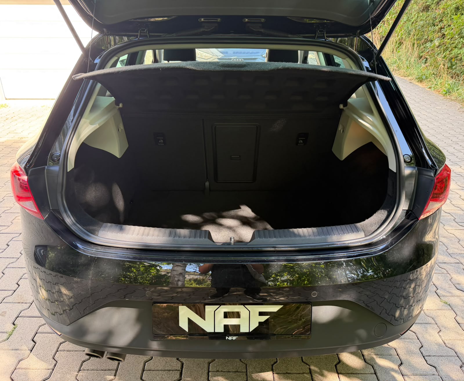 SEAT Leon 1.4 TSI FR DSG-image-13