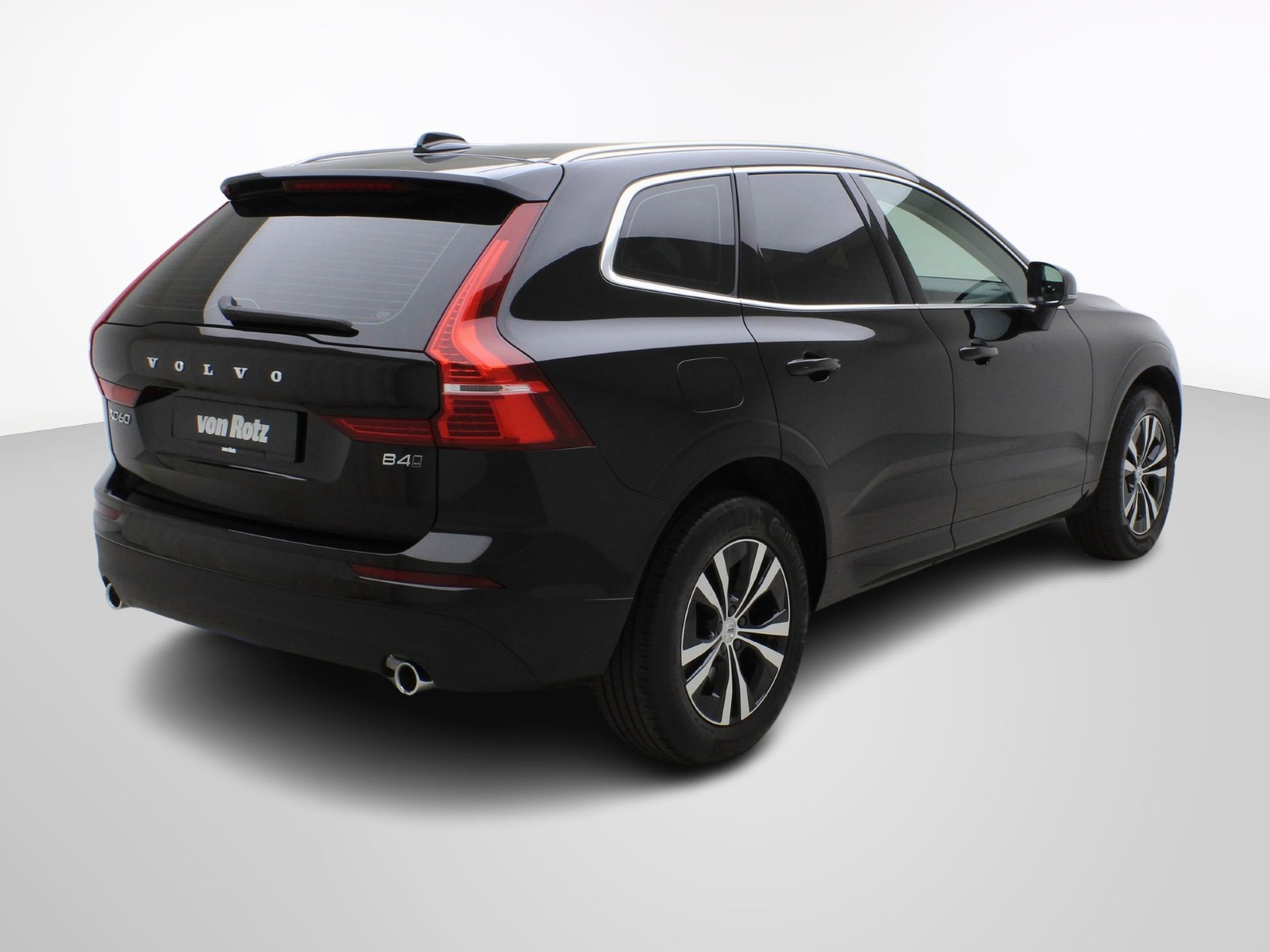 VOLVO XC60 2.0 B4 MH Momentum AWD-image-4