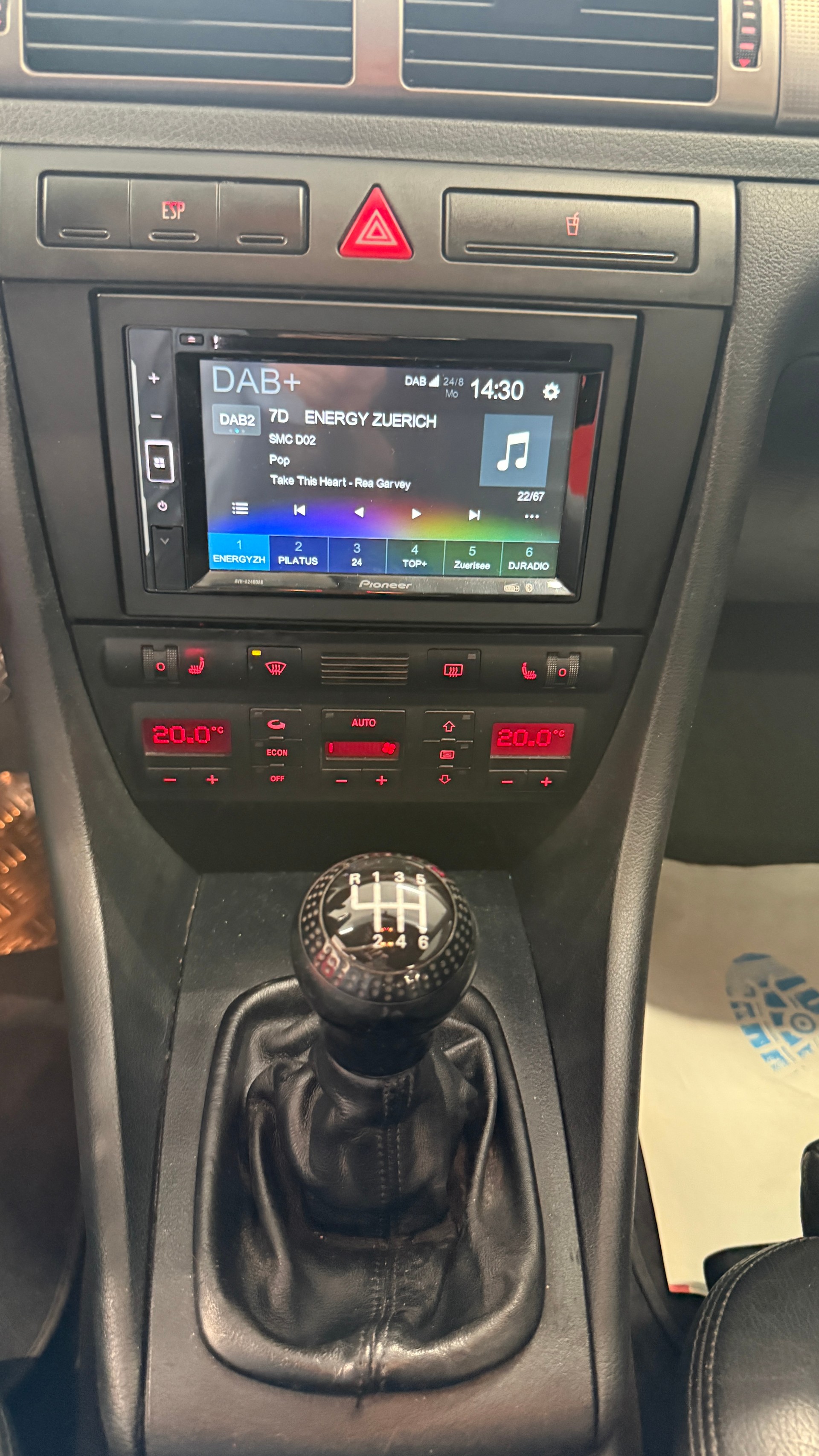 AUDI A6 Avant 2.7 T quattro Advance, CH Fahrzeug, Servicgepflegt, ab MFK, alle eingetragen, DAB Radio, BT, Tel,. u.v.m-image-17