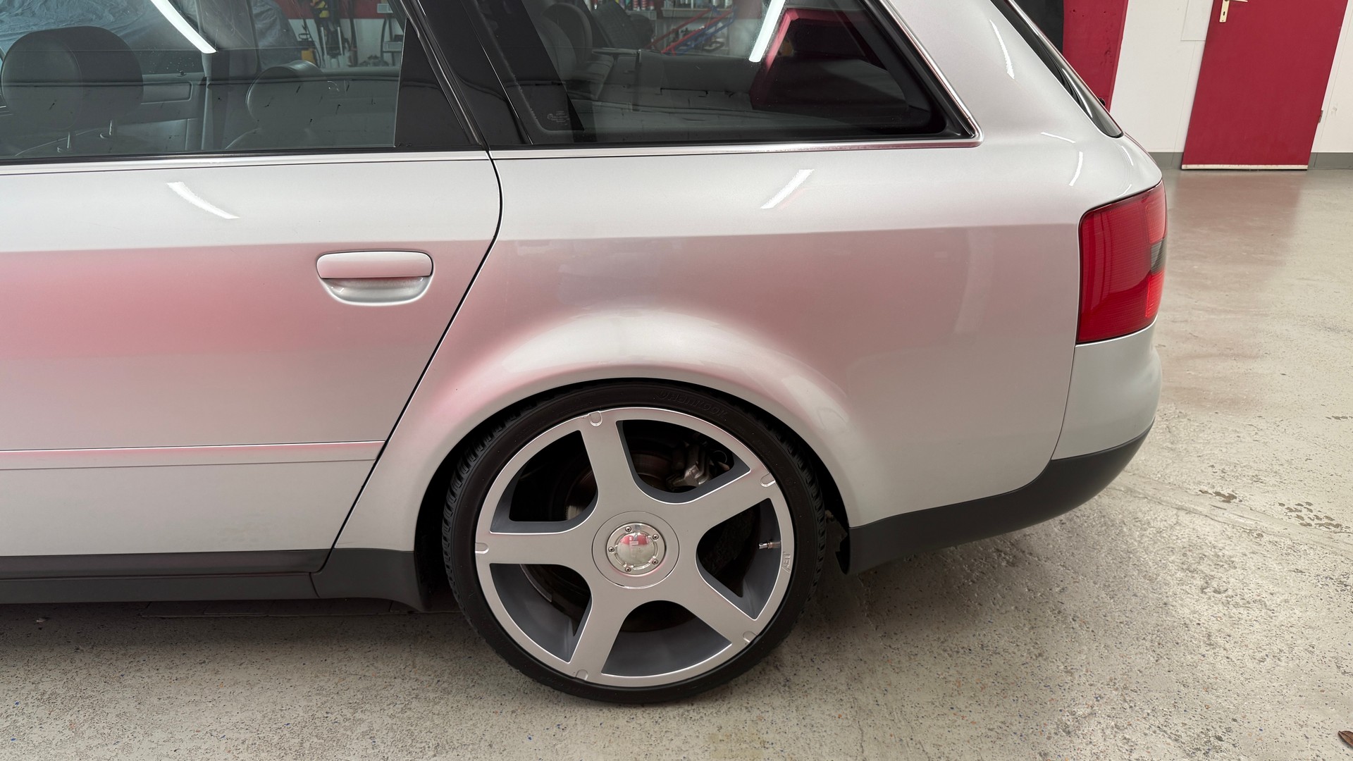 AUDI A6 Avant 2.7 T quattro Advance, CH Fahrzeug, Servicgepflegt, ab MFK, alle eingetragen, DAB Radio, BT, Tel,. u.v.m-image-24