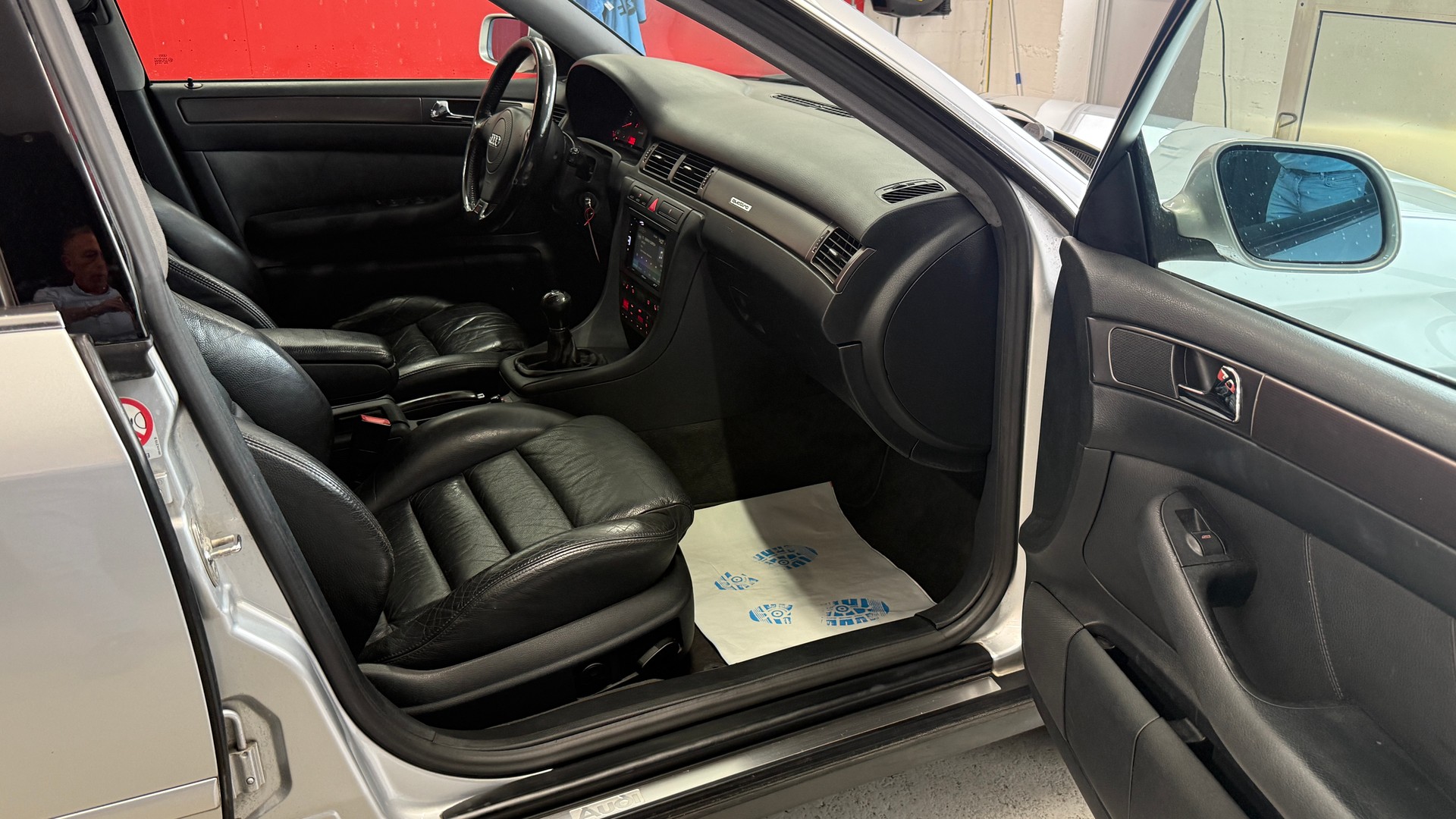 AUDI A6 Avant 2.7 T quattro Advance, CH Fahrzeug, Servicgepflegt, ab MFK, alle eingetragen, DAB Radio, BT, Tel,. u.v.m-image-12