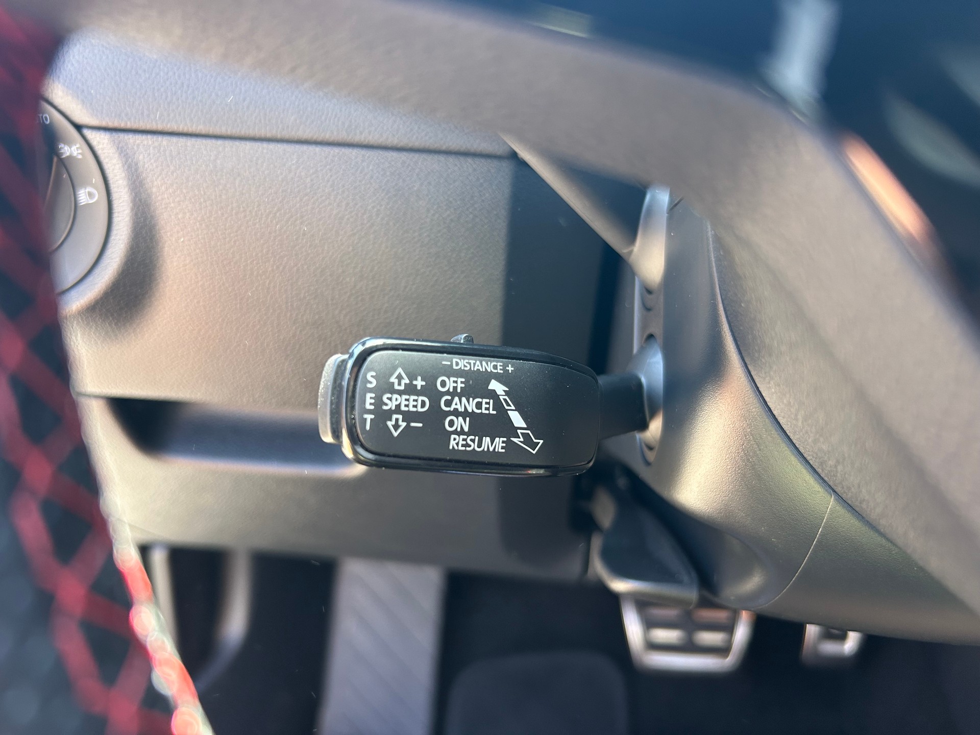 SKODA Octavia Combi 2.0 TSI RS DSG-image-20