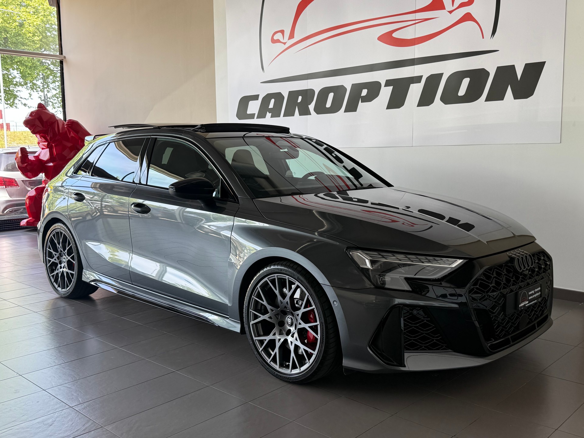 AUDI RS3 Sportback 2.5 TSI quattro S-tronic-showroom-element-1