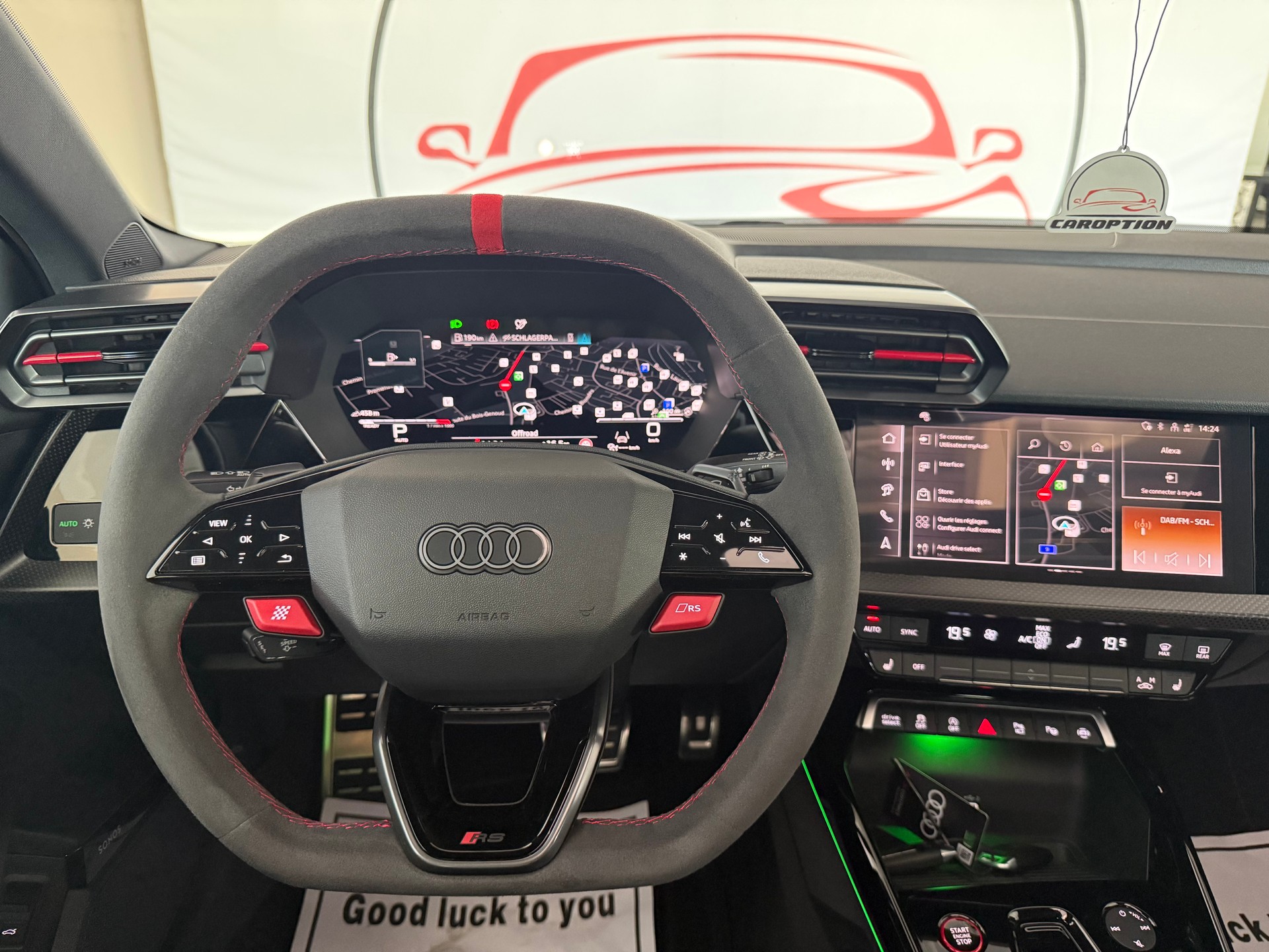 AUDI RS3 Sportback 2.5 TSI quattro S-tronic-image-17