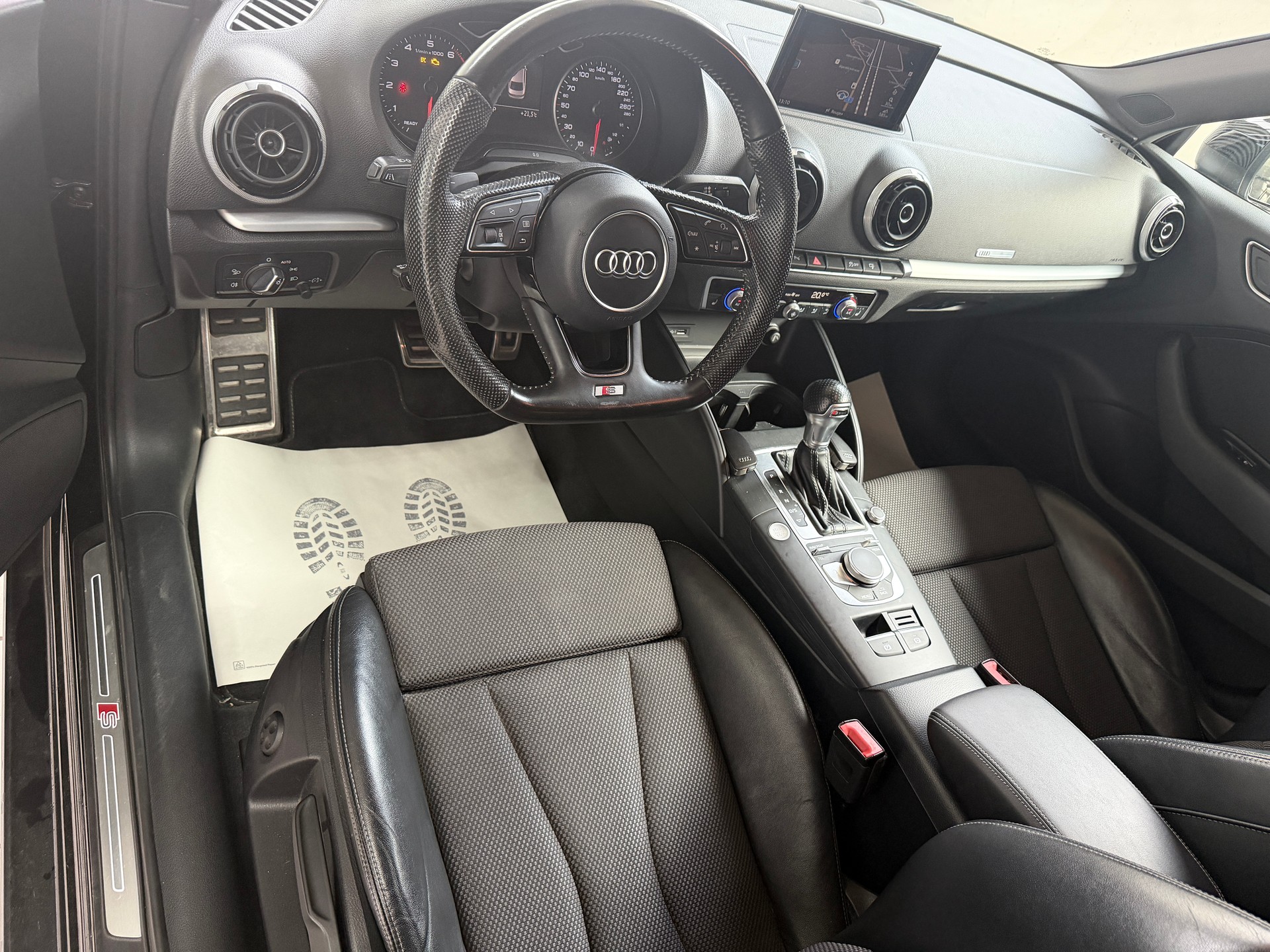 AUDI A3 Limousine 1.4 TFSI-image-6