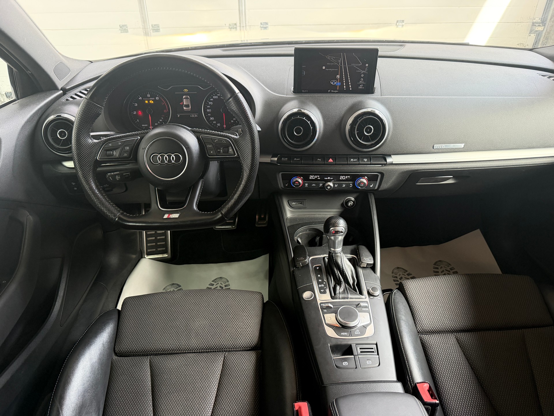 AUDI A3 Limousine 1.4 TFSI-image-5