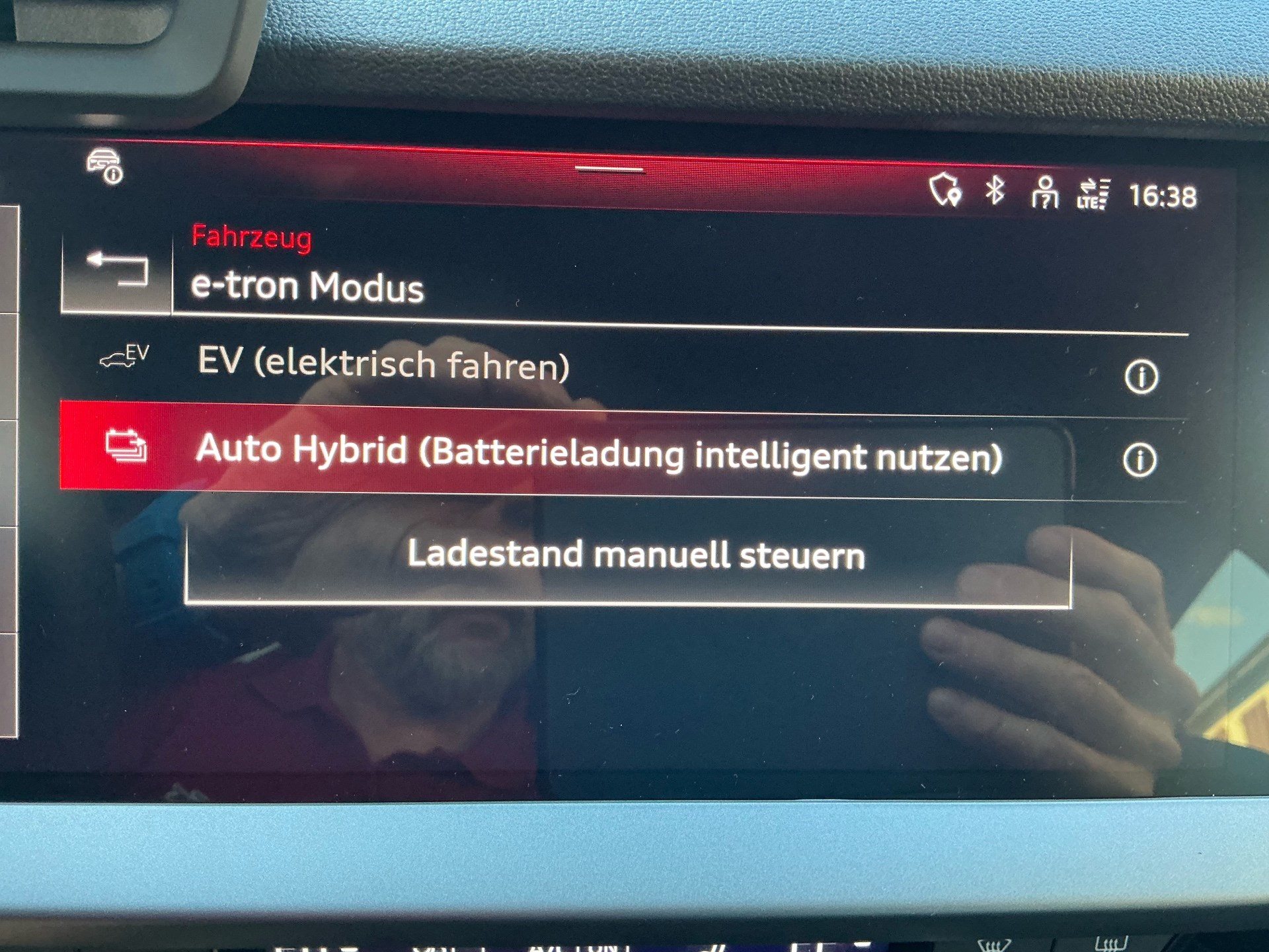 AUDI A3 SSportback S-LINE 40TFSI E S-TRONIC *** TOP AUSSTATTUNG ***-image-14