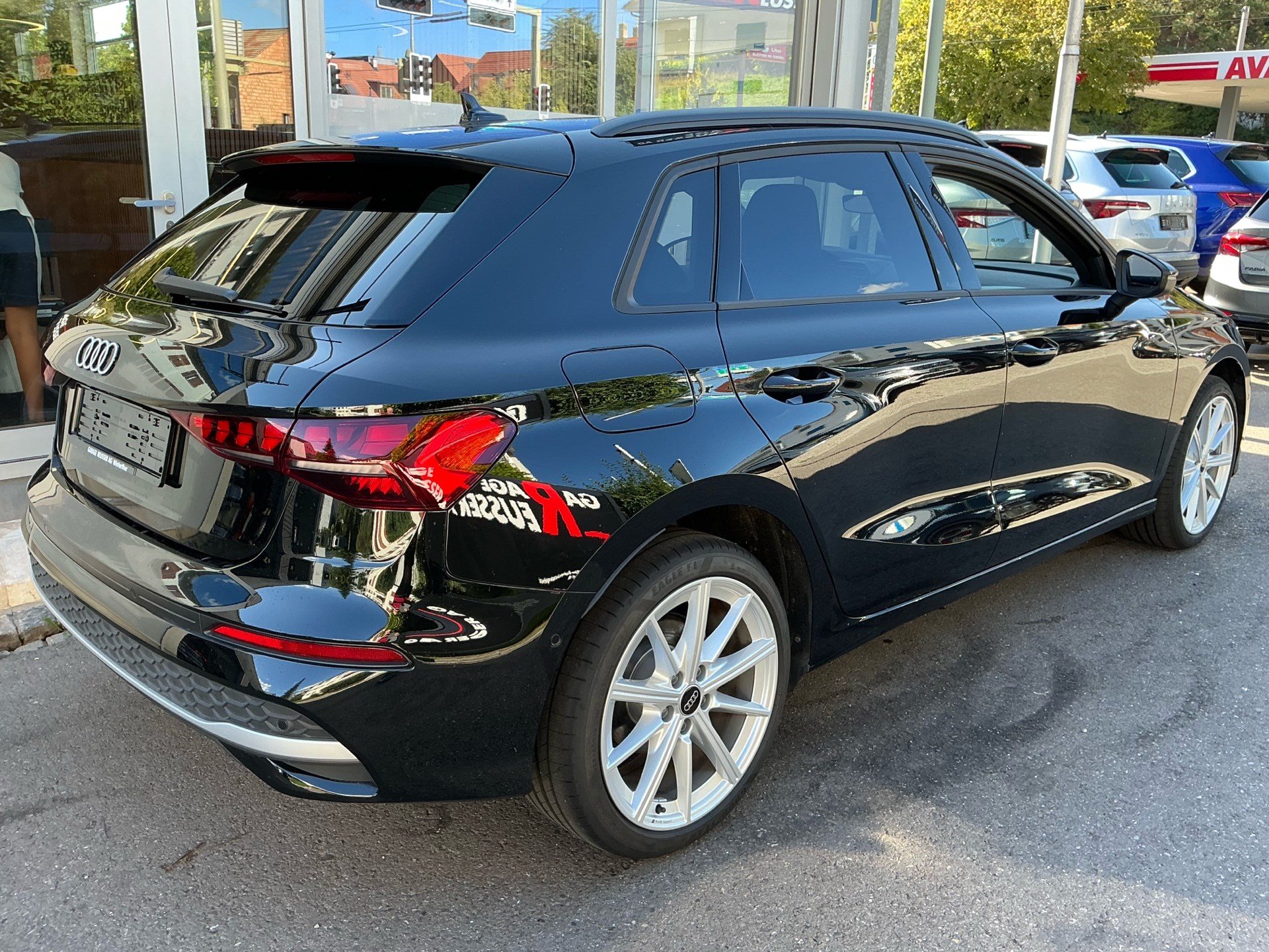 AUDI A3 SSportback S-LINE 40TFSI E S-TRONIC *** TOP AUSSTATTUNG ***-image-3