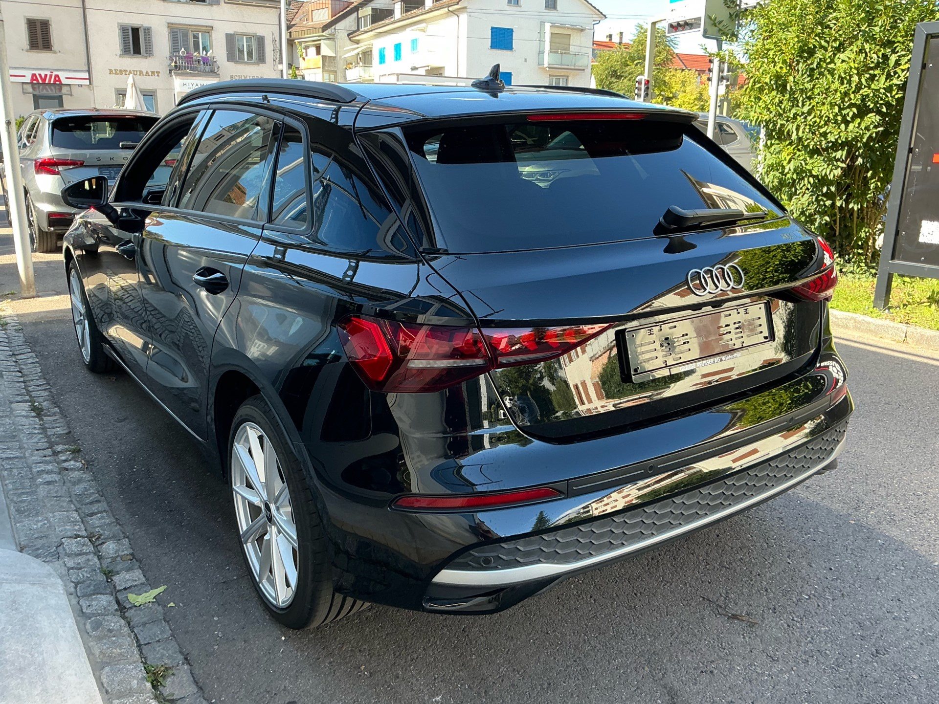 AUDI A3 SSportback S-LINE 40TFSI E S-TRONIC *** TOP AUSSTATTUNG ***-image-5