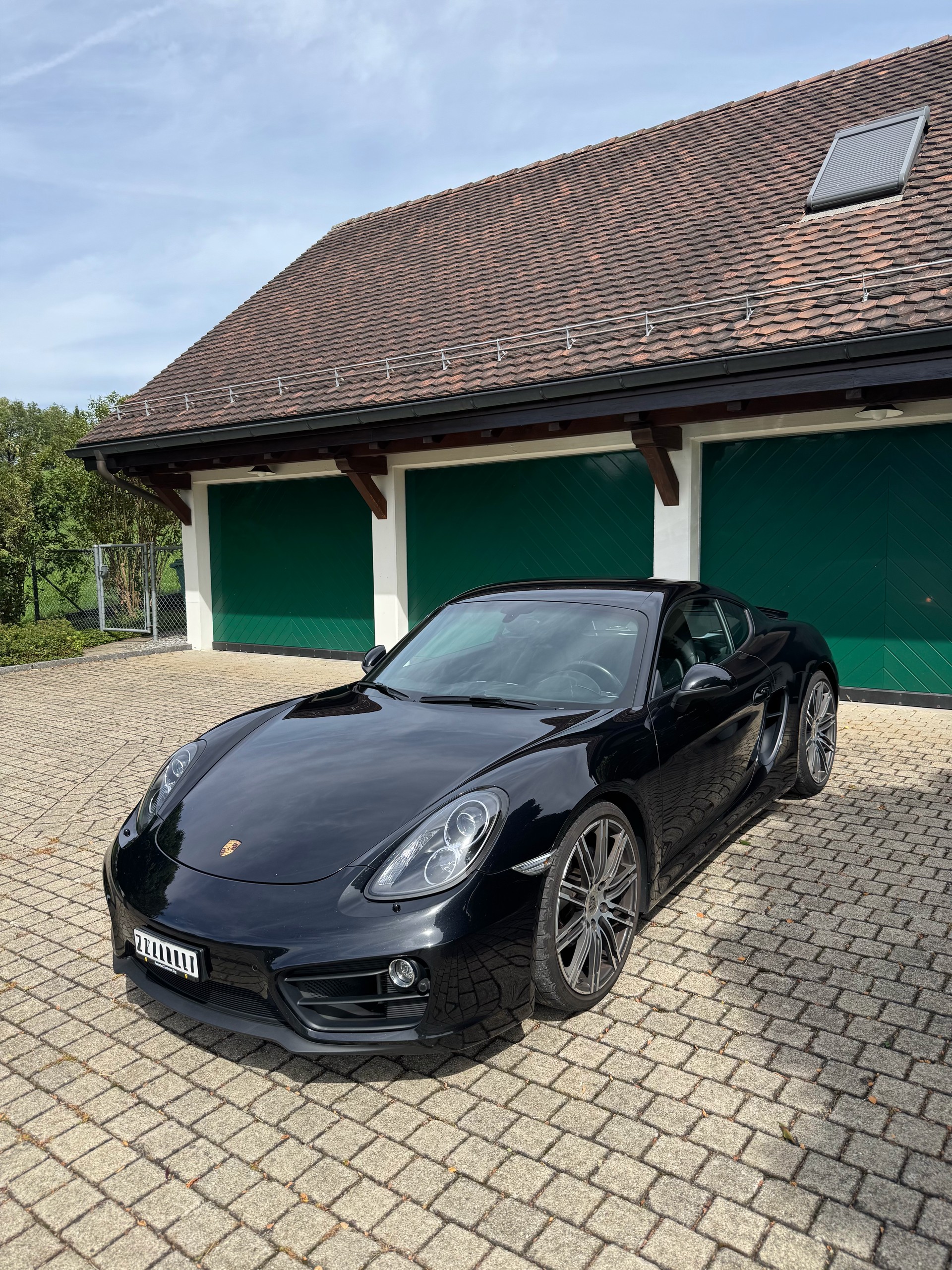 PORSCHE 2.7 Black Edition PDK-image-1