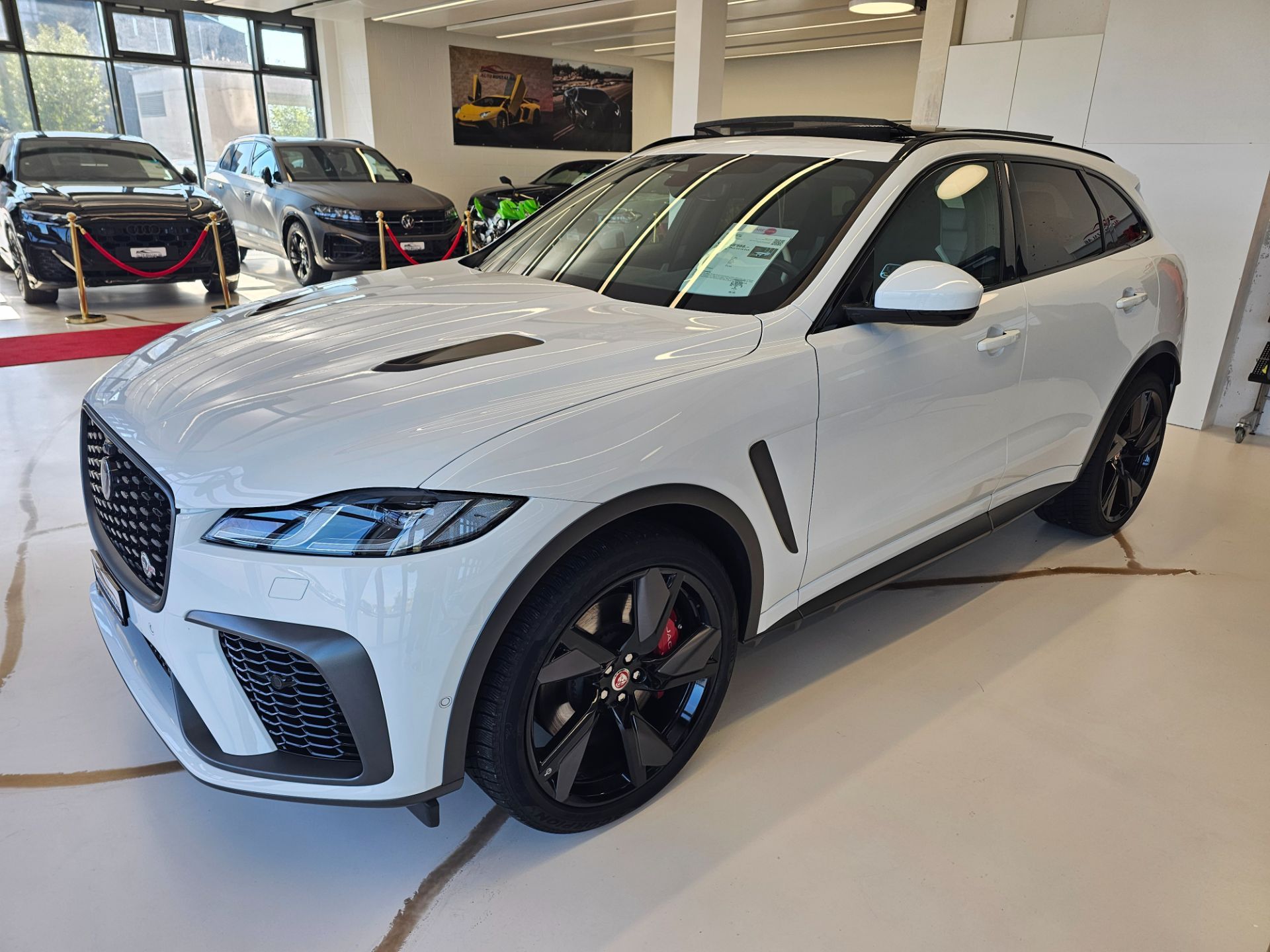 JAGUAR F-Pace 5.0 V8 SVR P550 AWD