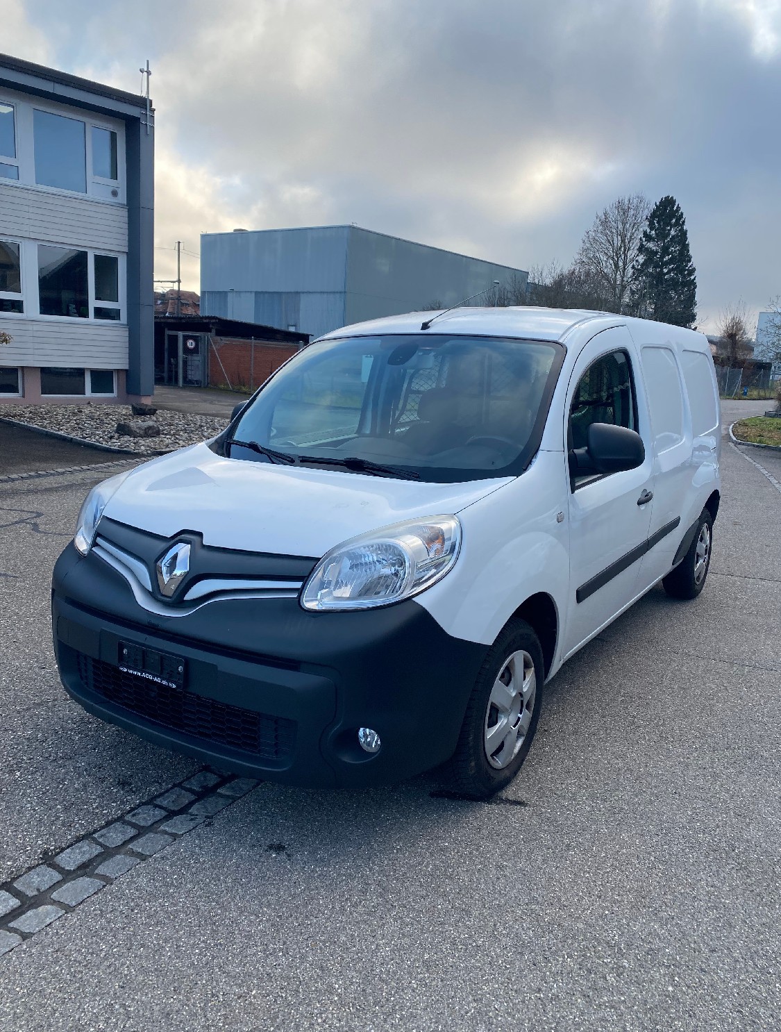 RENAULT Kangoo Maxi dCi 90 ENERGY Business 2 Pl./2 pl.-image-0
