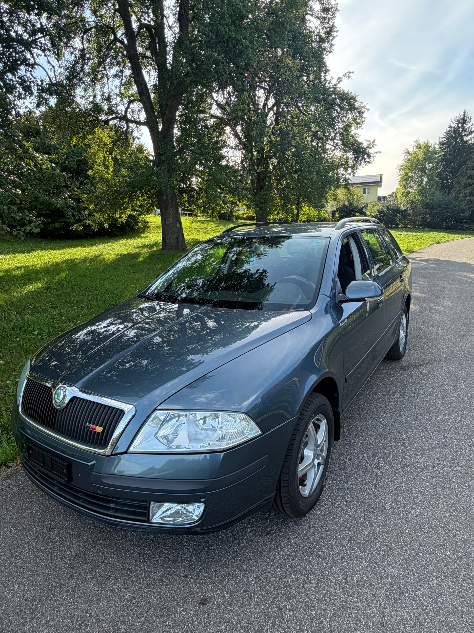 SKODA OCTAVIA-image-0