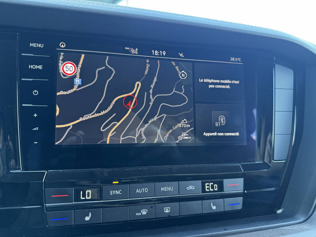 VW Touareg 3.0 V6 TDI Atmosphere-image-20