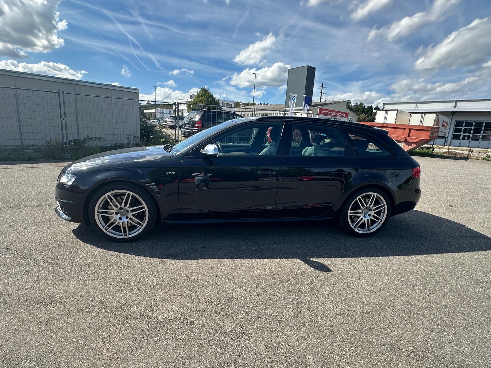 AUDI S4 Avant 3.0 TFSI quattro S-tronic-image-2
