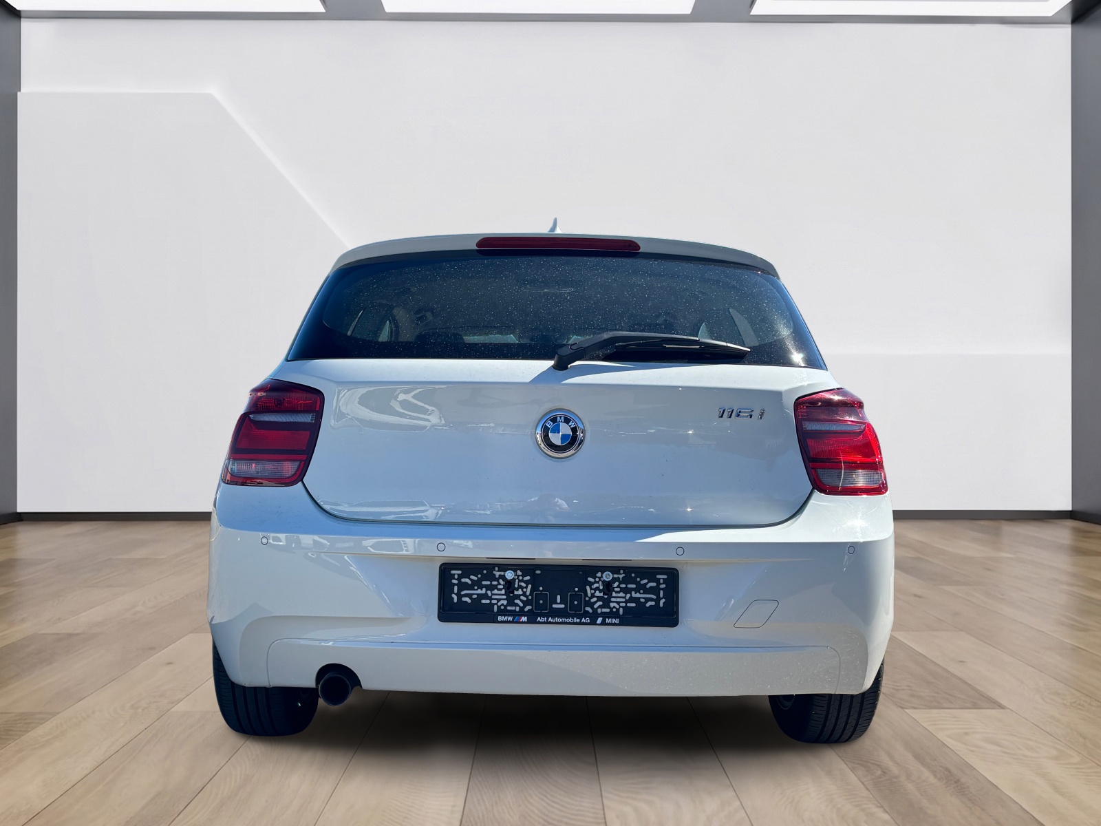 BMW 116i Steptronic-image-4