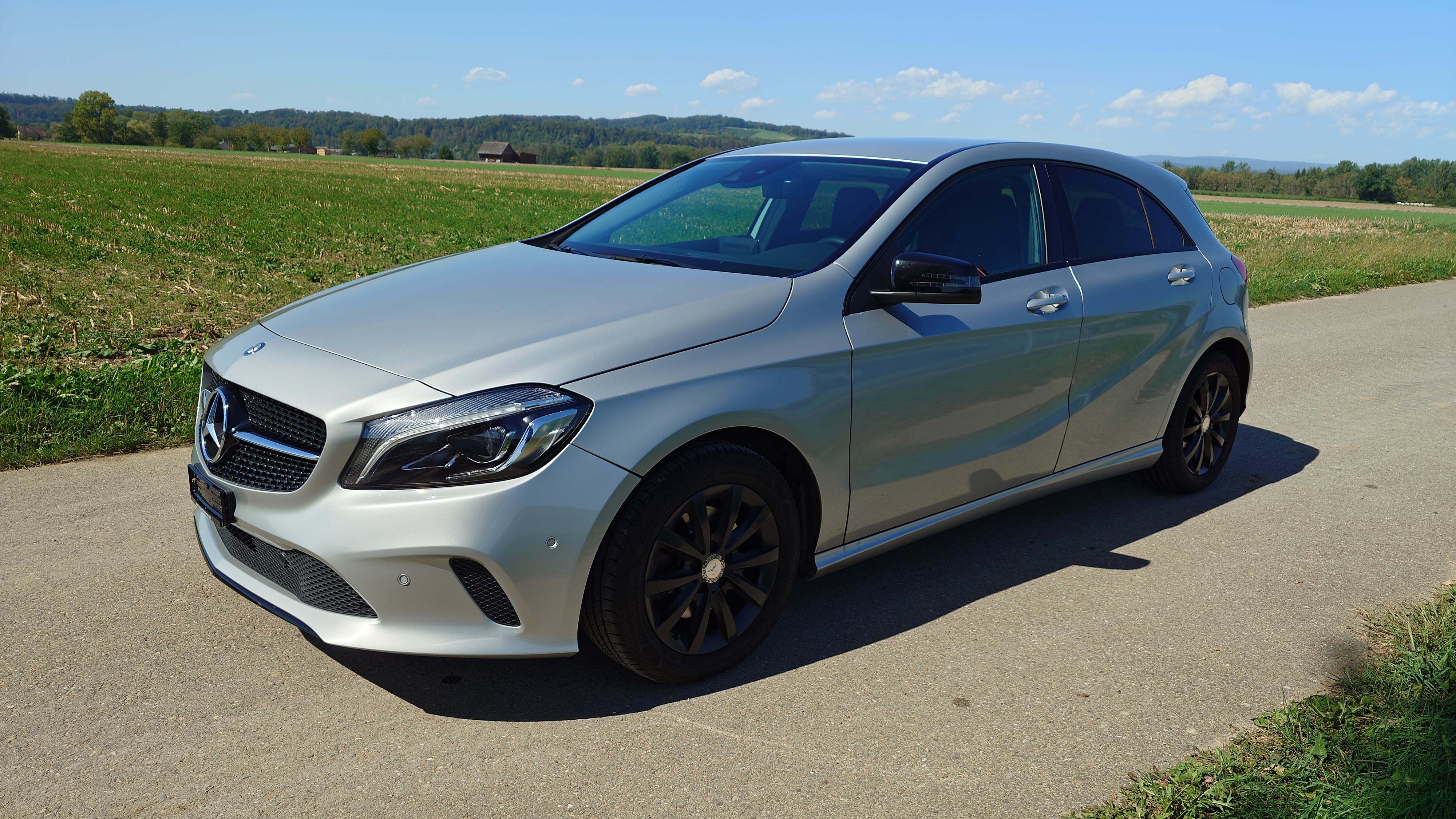 Car photo